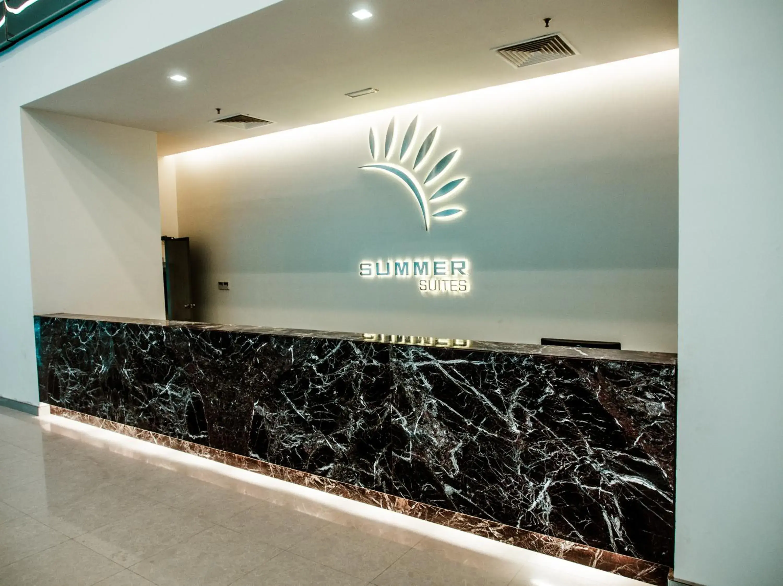 Lobby or reception in Summer Suites Residences by Subhome Lobby or reception in Summer Suites Residences by Subhome