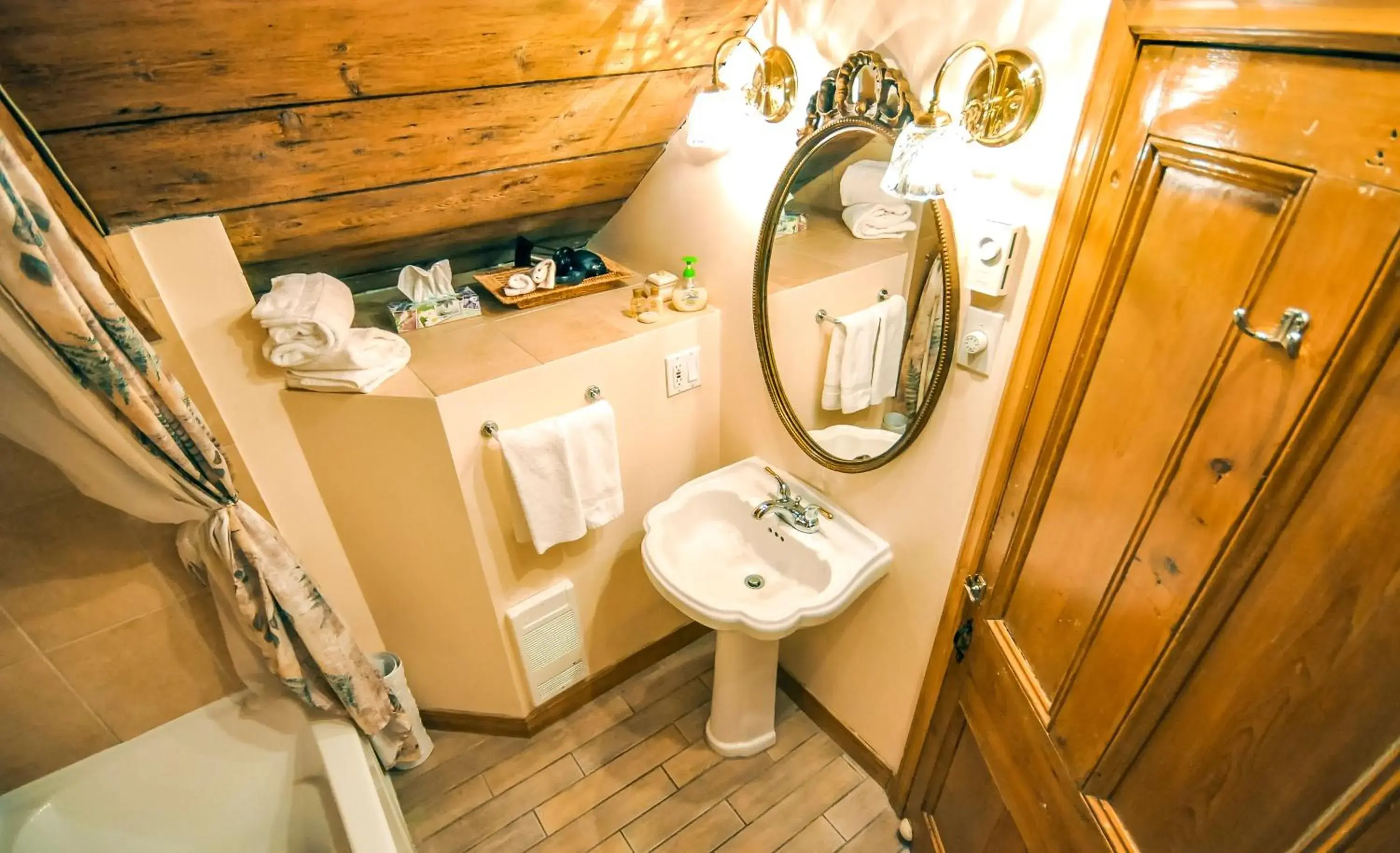 Bathroom in Auberge Baker