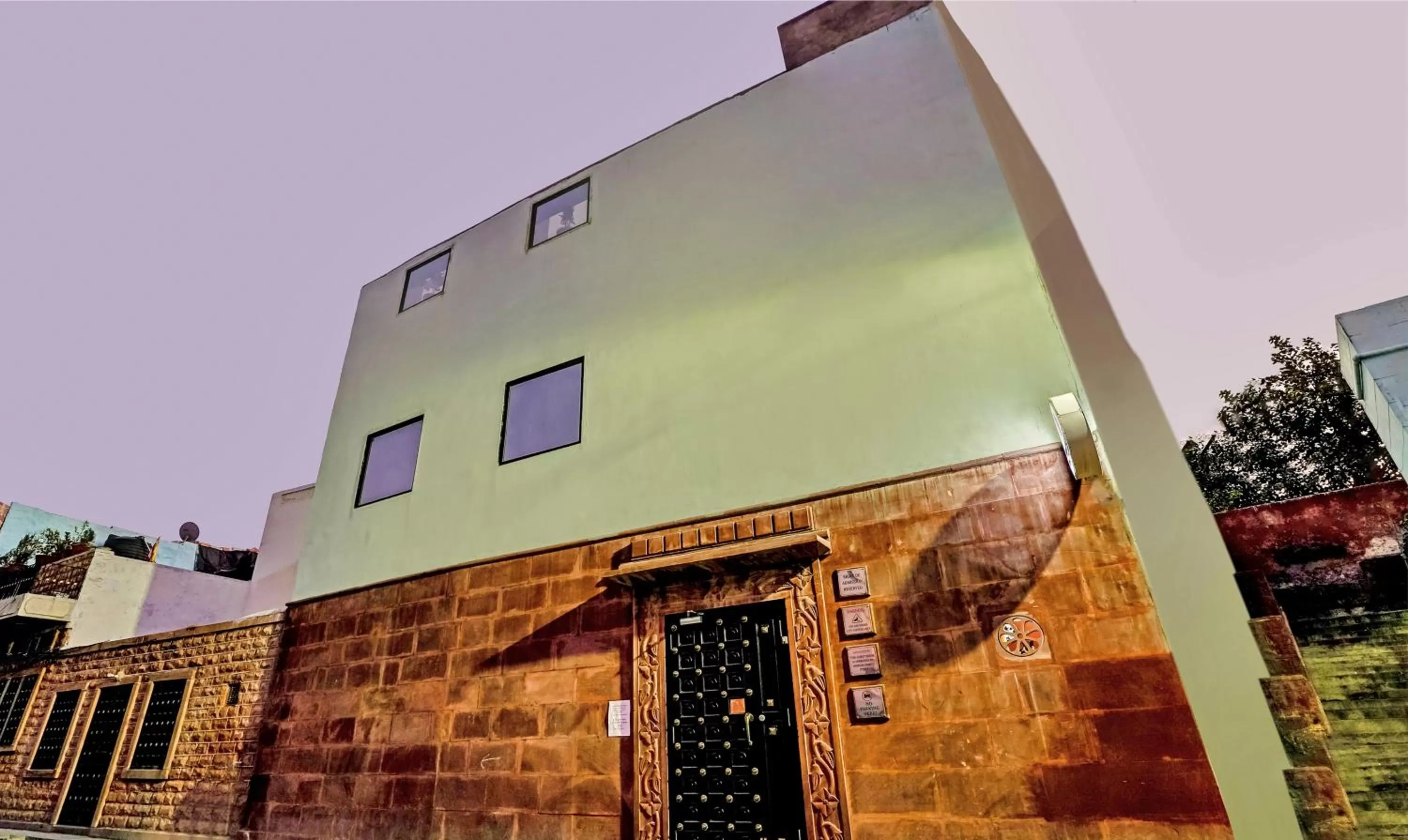 Property building in Hotel Hinduja Fort