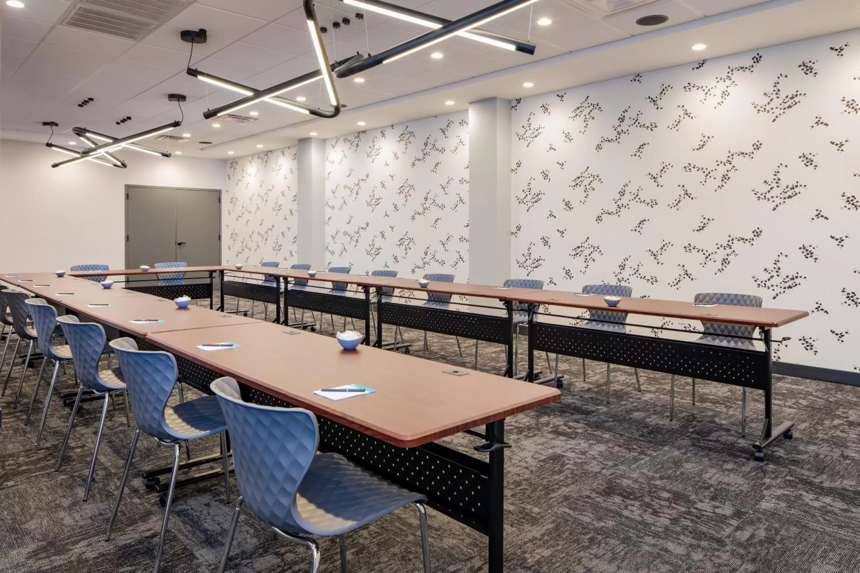 Meeting/conference room in Hotel Indigo Chattanooga - Downtown, an IHG Hotel