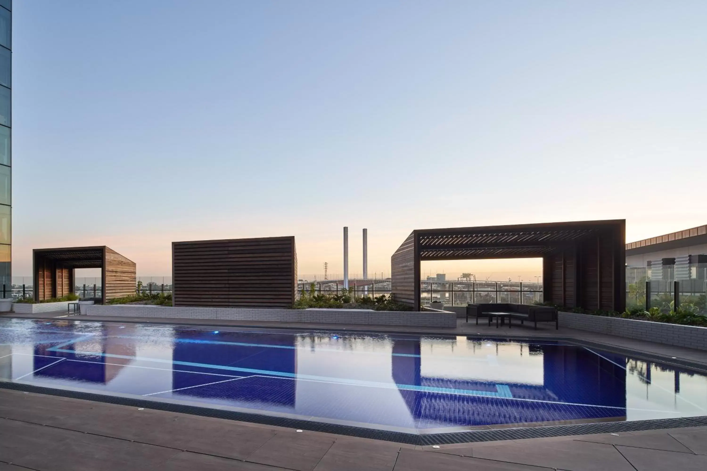 Swimming Pool in Four Points by Sheraton Melbourne Docklands