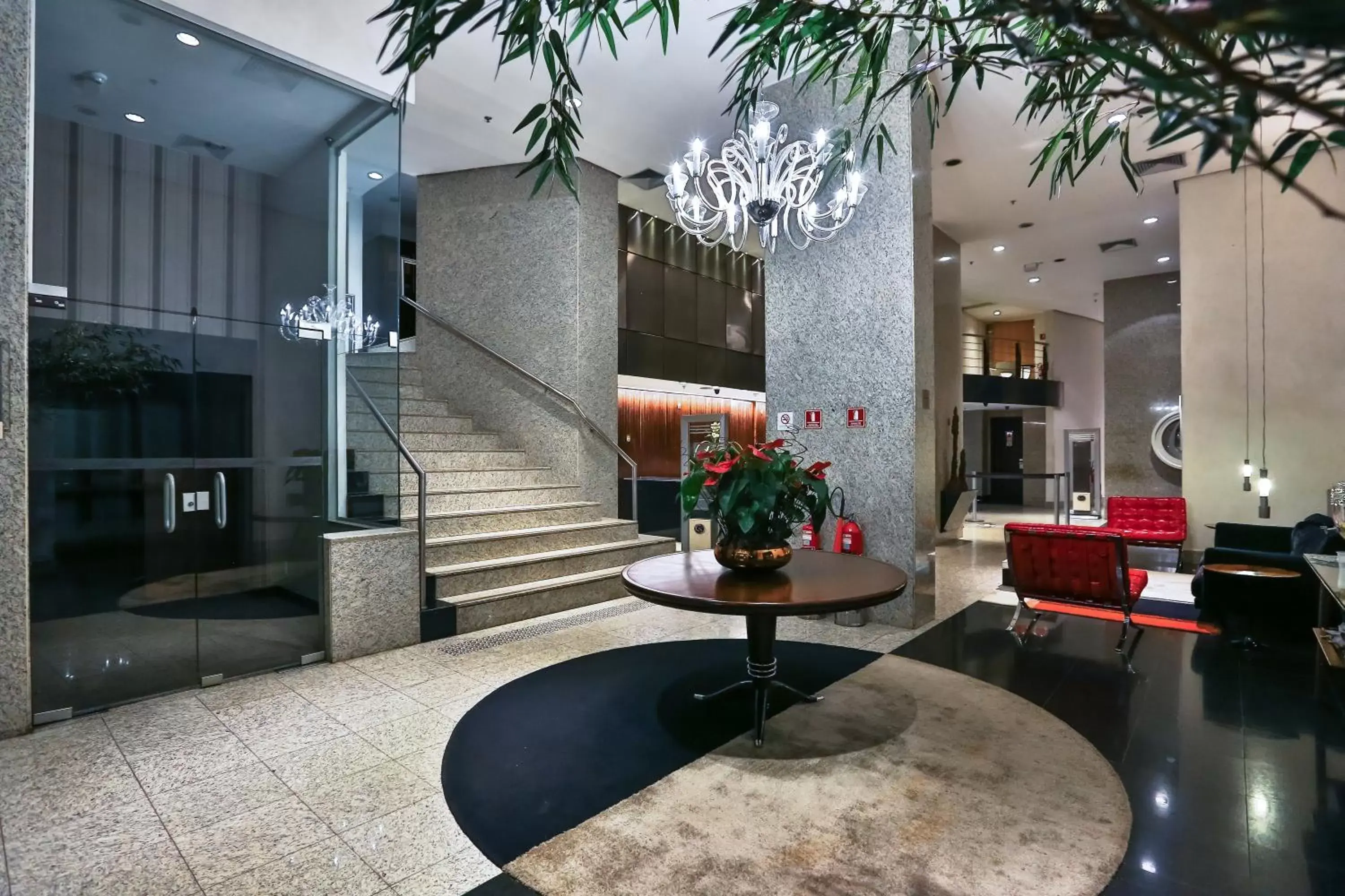 Lobby or reception in Comfort Suites Brasília