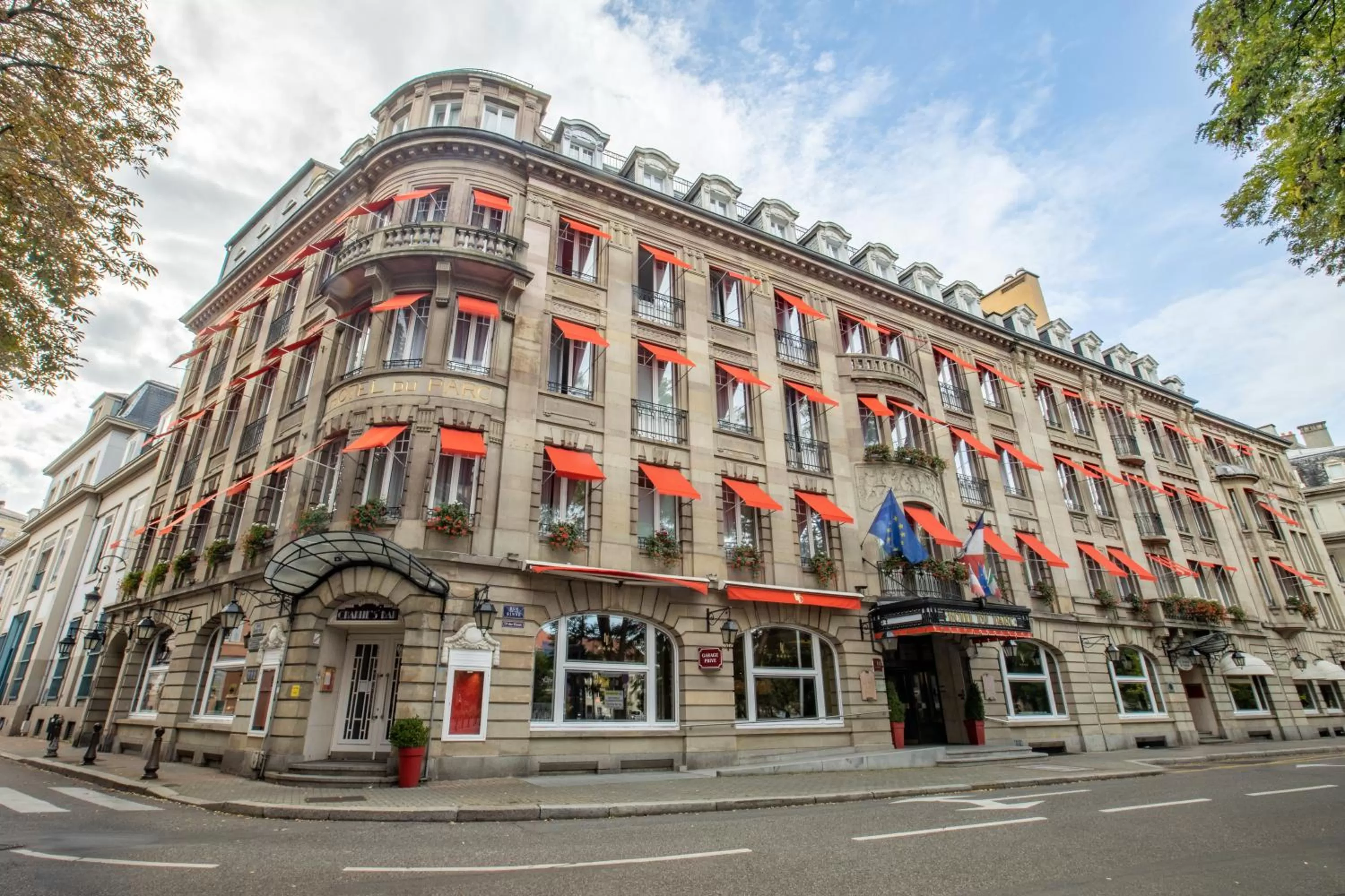 Property building in Hotel Du Parc - Mulhouse Centre