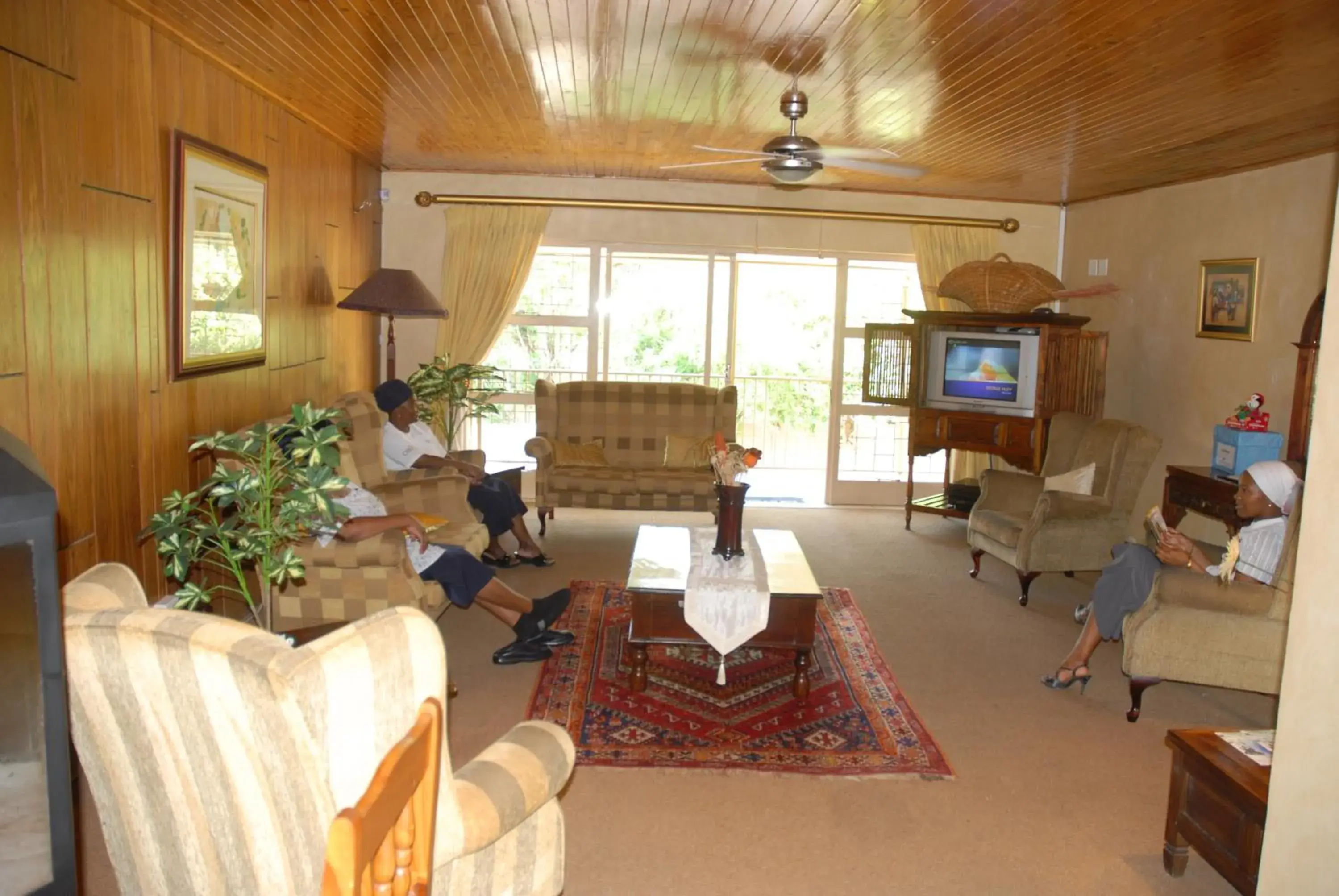 Lounge or bar, Seating Area in Purple Olive Guest House