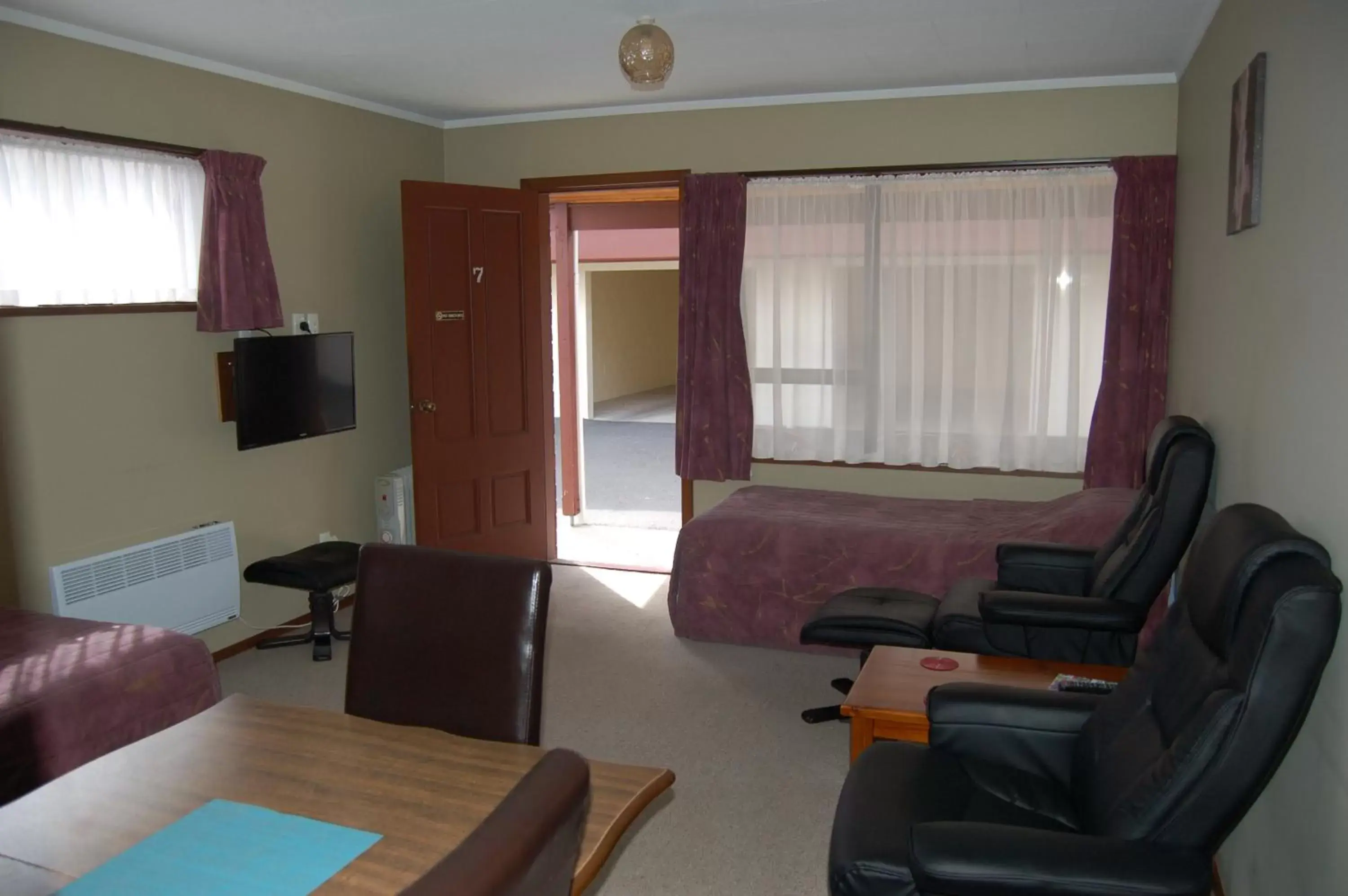 Seating Area in Carisbrook Motel