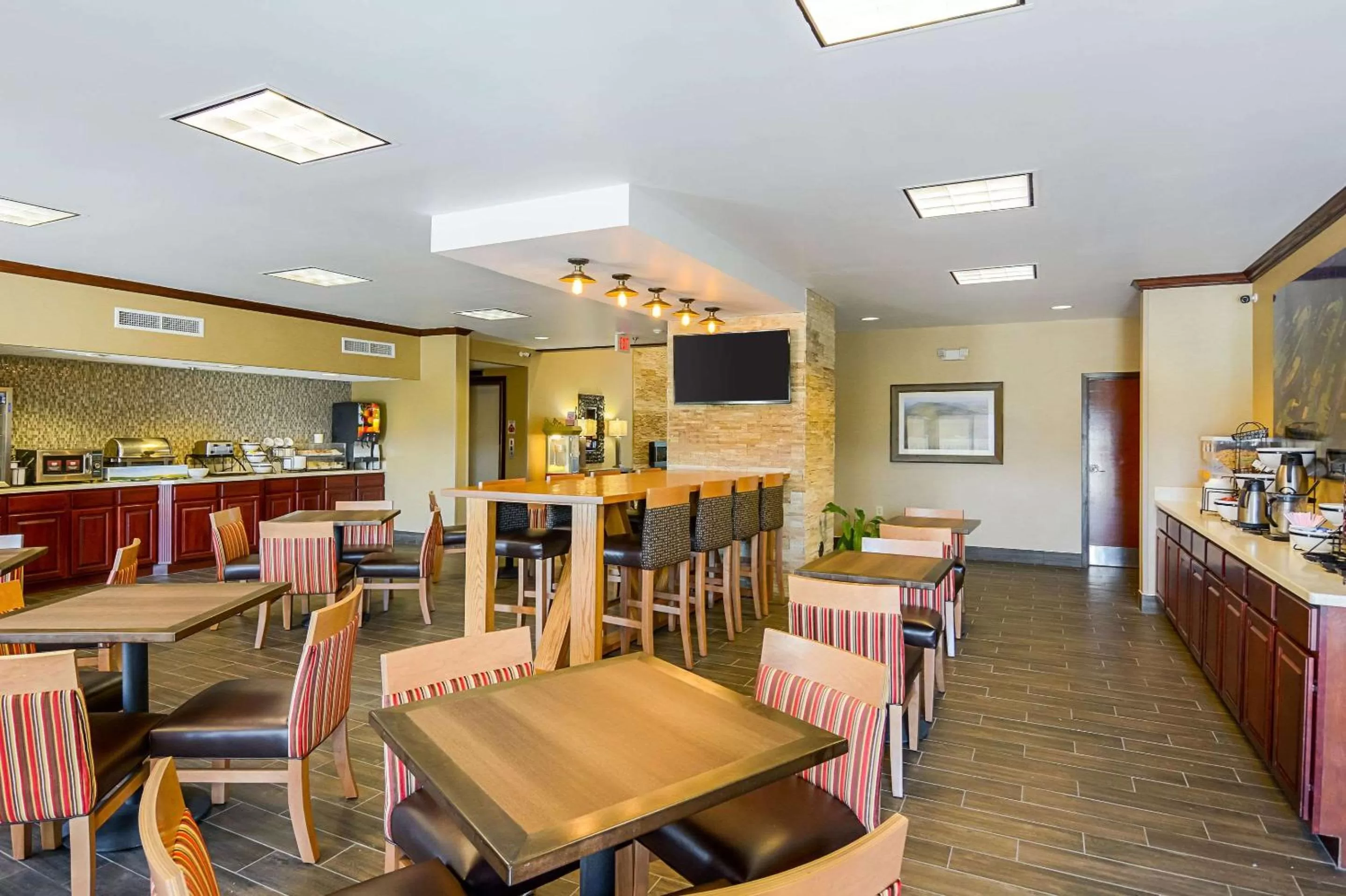 Restaurant/places to eat in Comfort Inn Woodstock Shenandoah