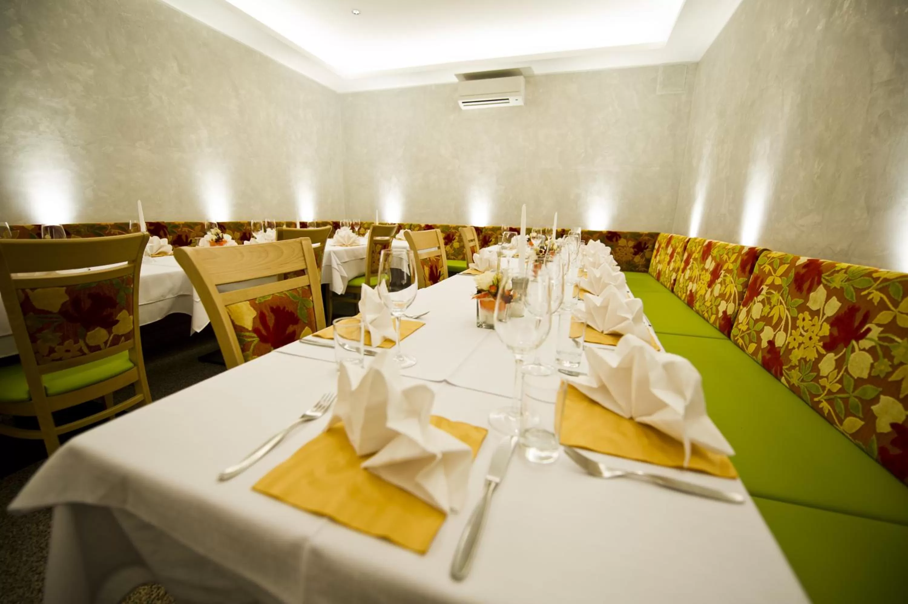 Restaurant/places to eat in Hotel Restaurant Meyer