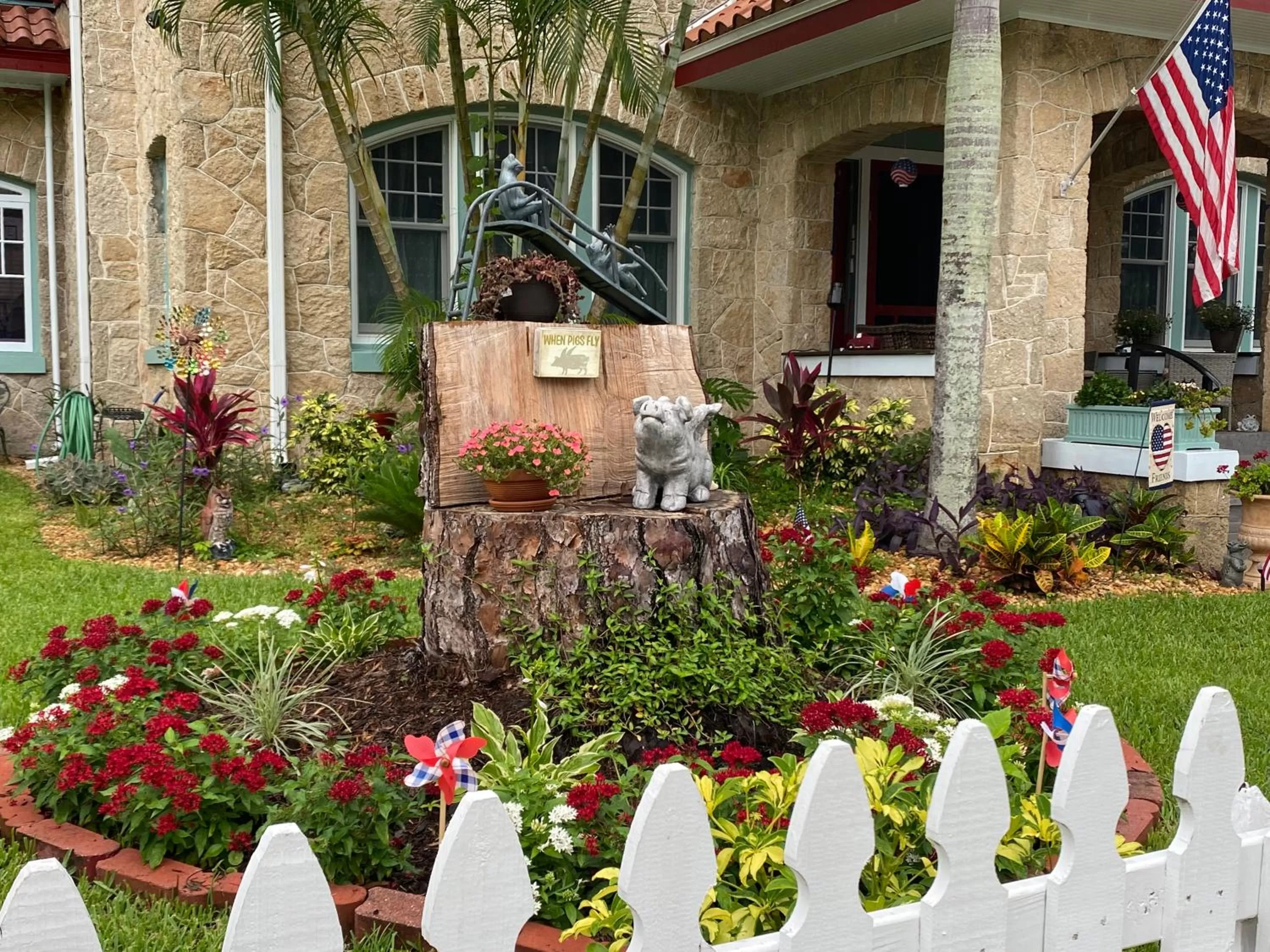 Garden in Ms. Maggie's South Country Inn
