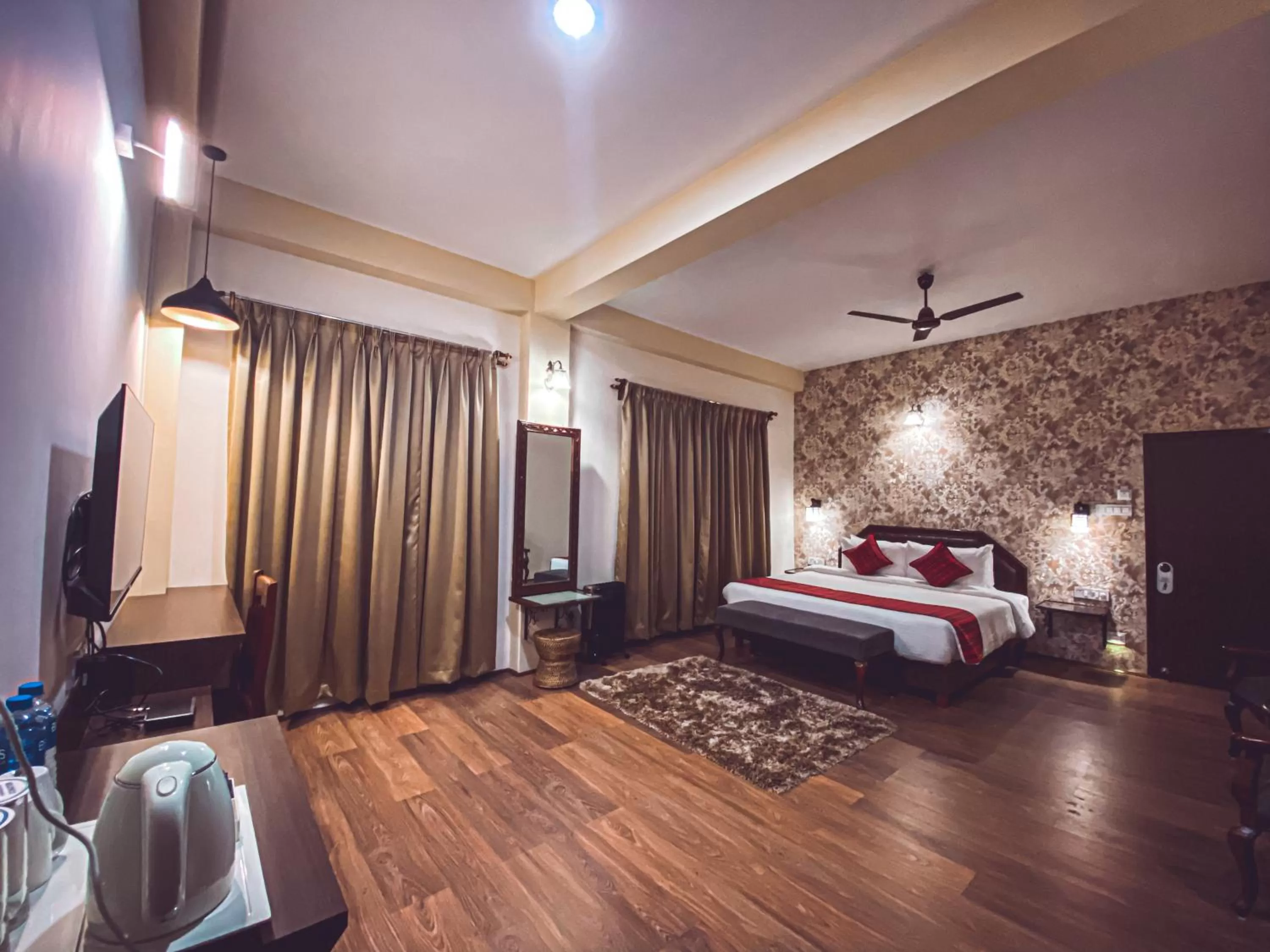 Living room in Windermere Inn