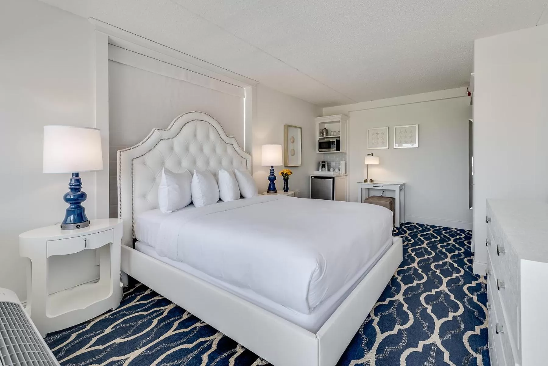 Bed in ICONA Cape May