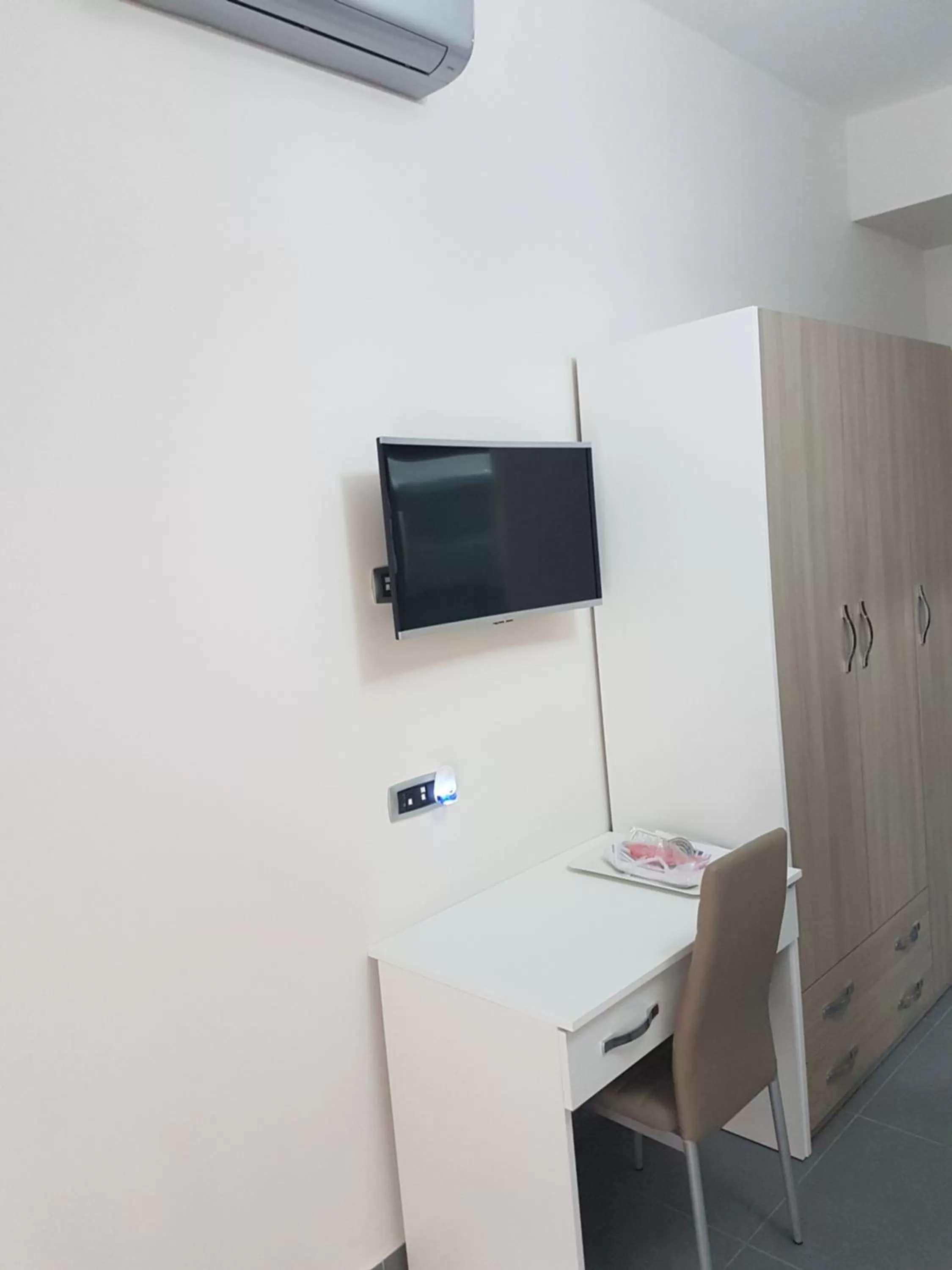 Photo of the whole room in B&B Donn'anna