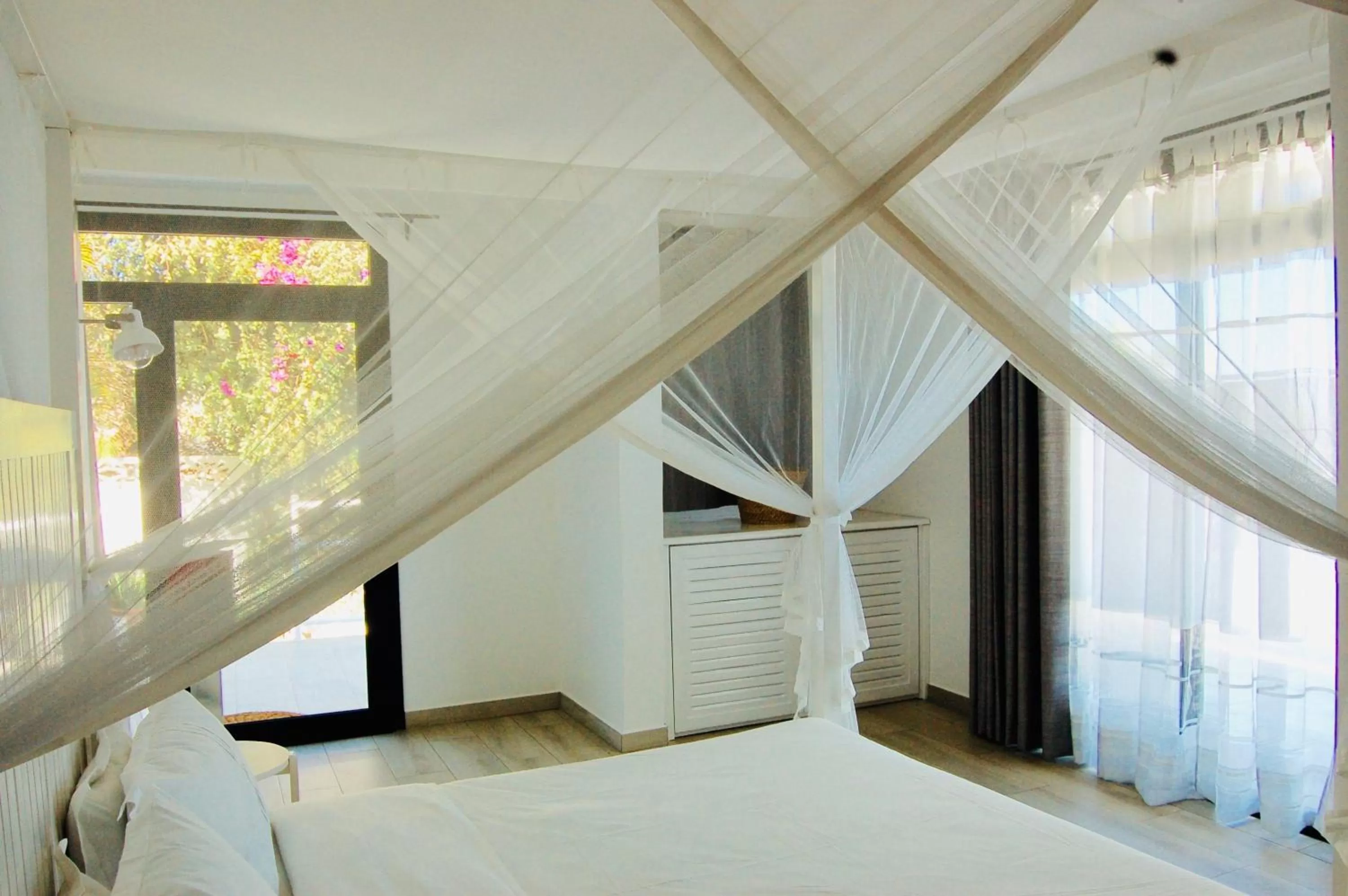 Double Room with Sea View in PAP'S Chambres d'Hôtes