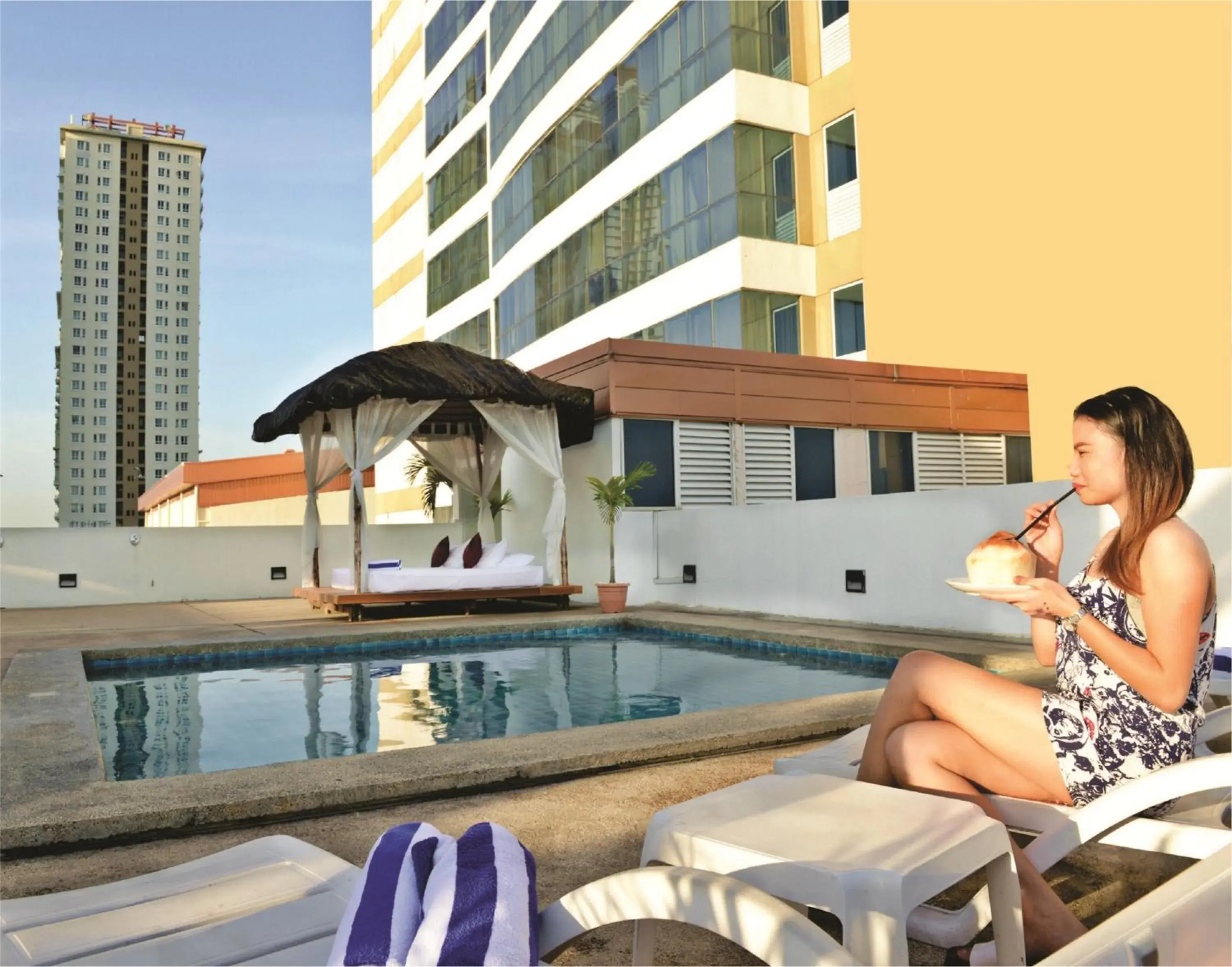 Swimming Pool in The Klagan Regency Hotel