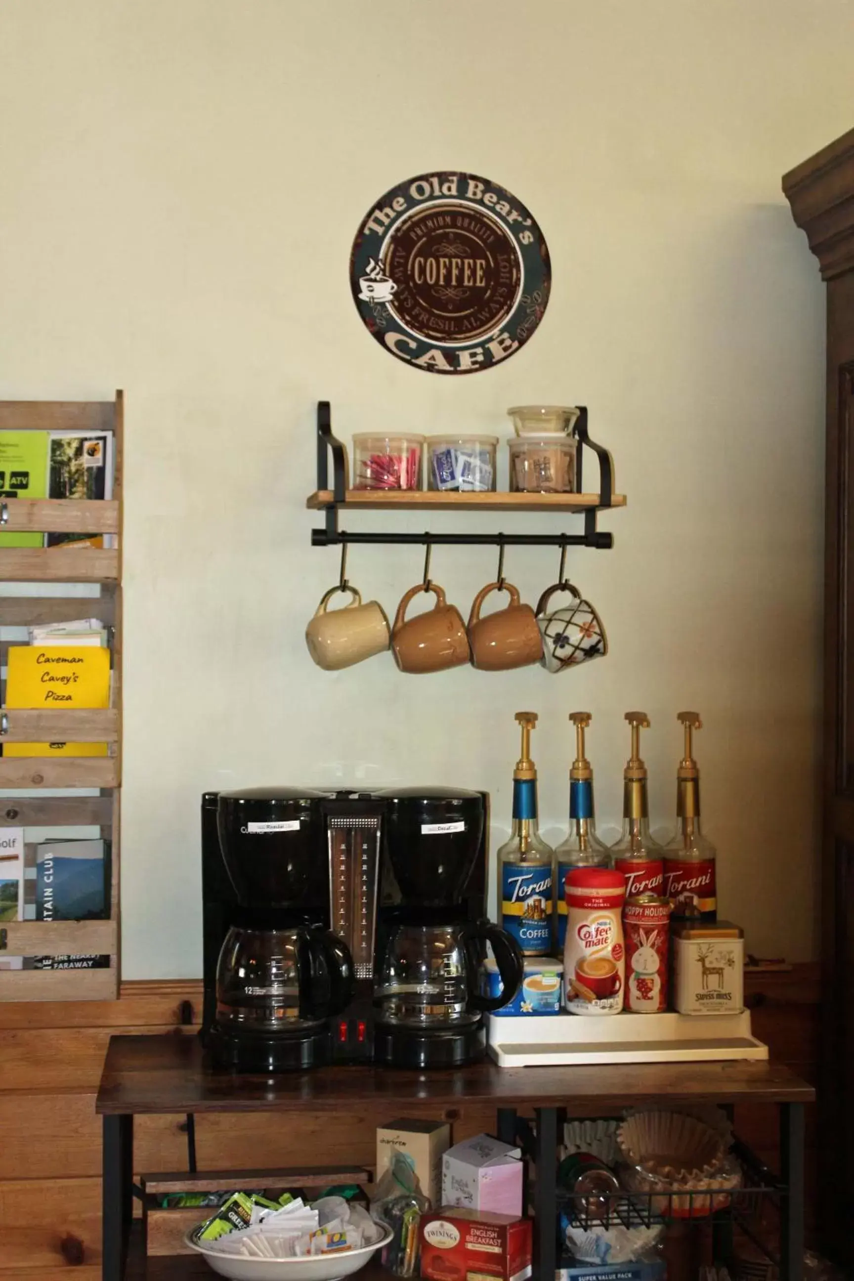 Coffee/tea facilities in The Old Bear BnB