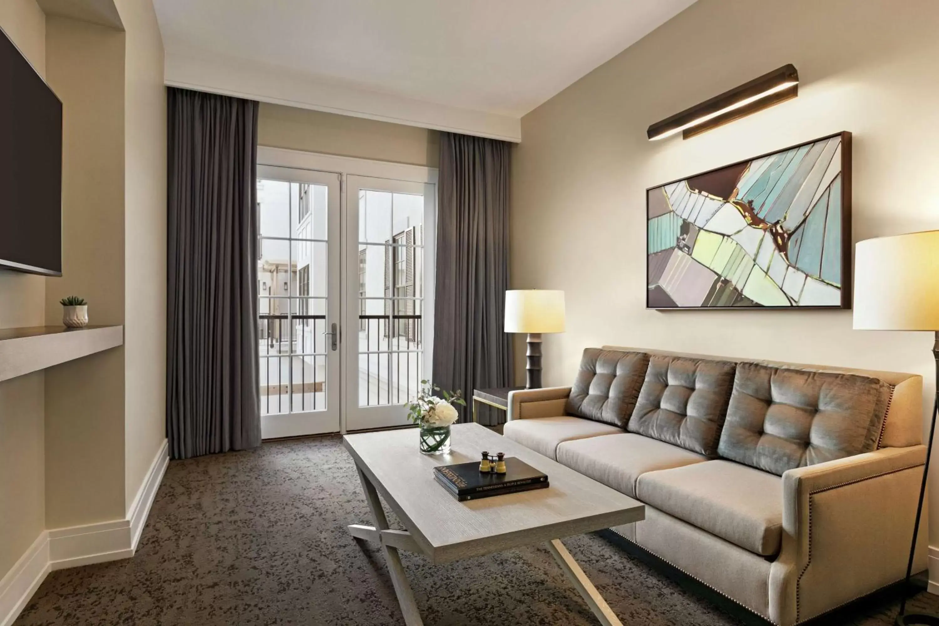 Living room, Seating Area in The Harpeth Downtown Franklin, Curio Collection by Hilton