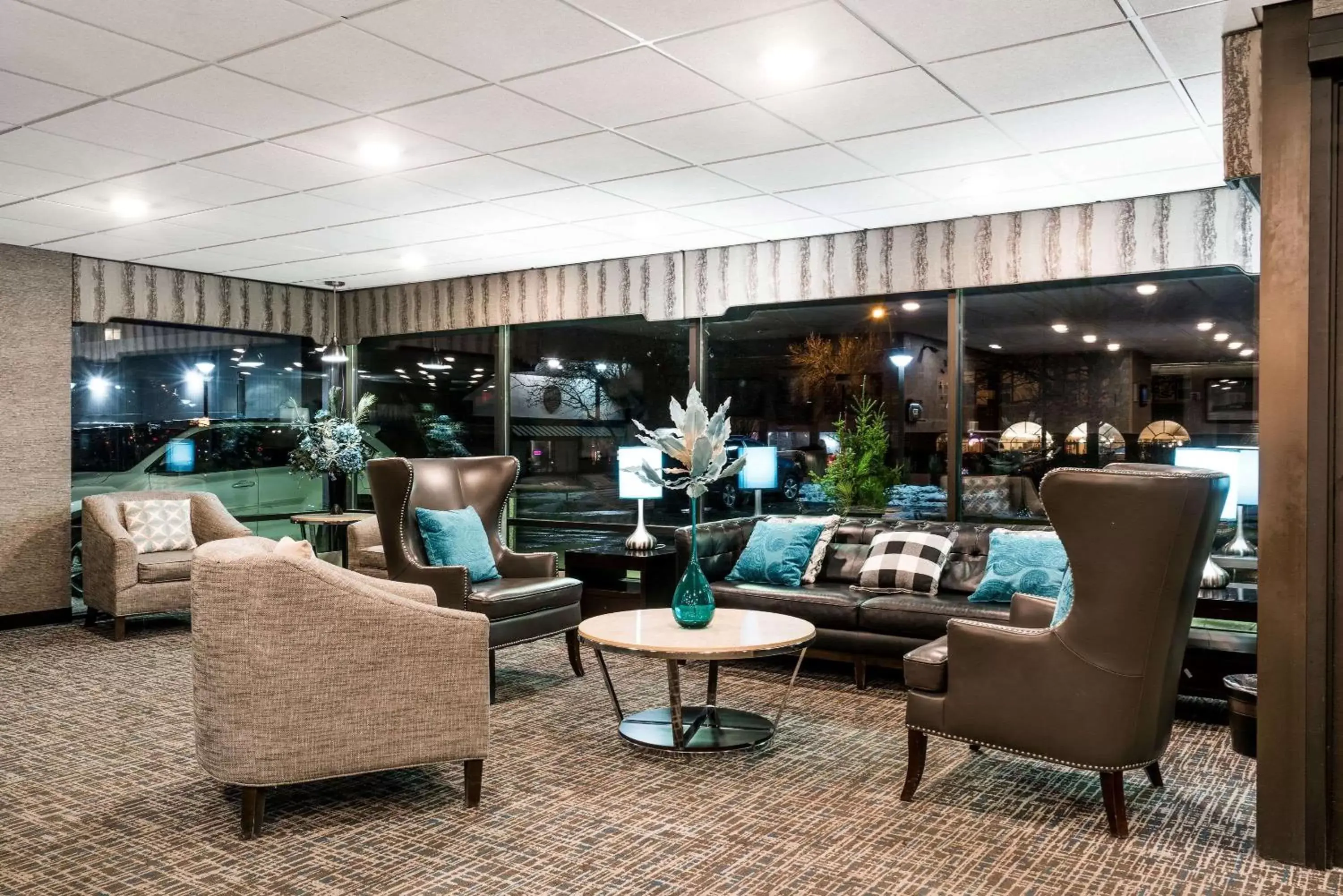 Lobby or reception in Days Hotel by Wyndham University Ave SE
