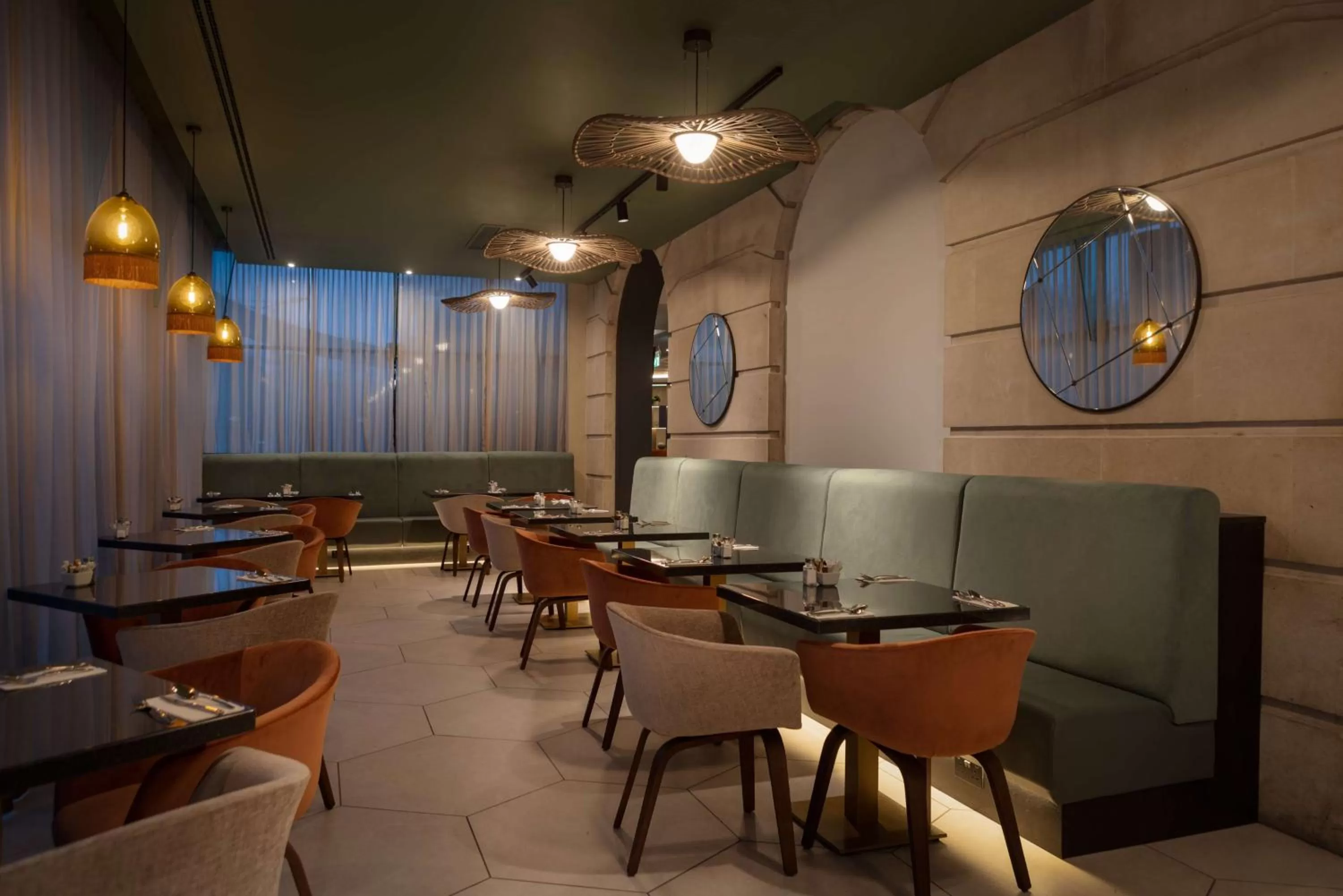 Restaurant/places to eat in Hilton Cardiff