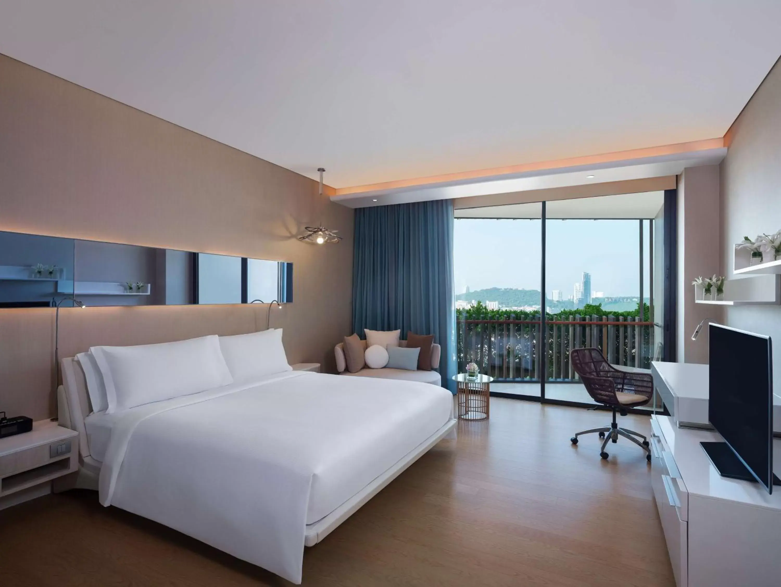 Bed in Hilton Pattaya