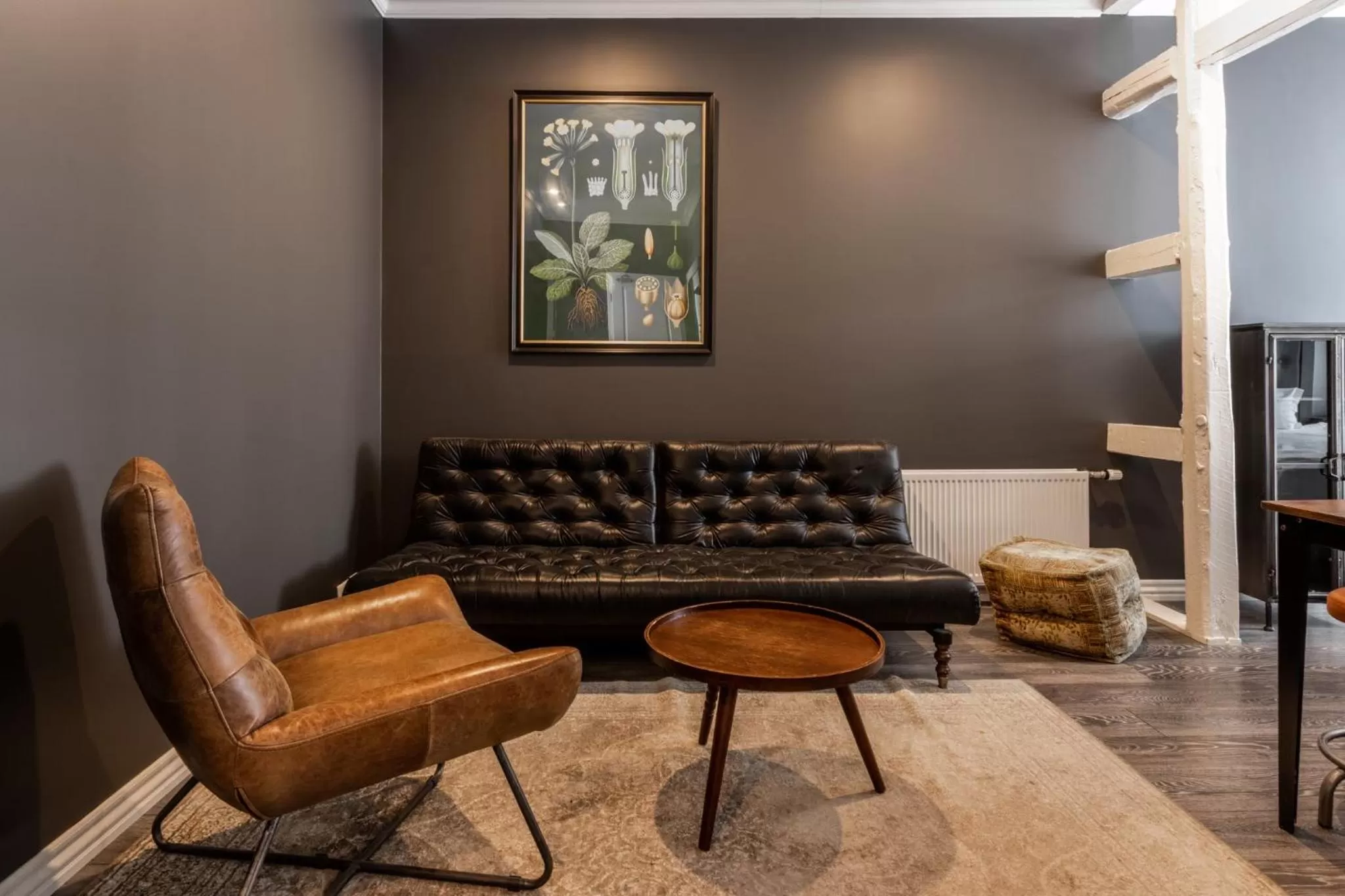 Seating area in Vintage Apartment Hotel