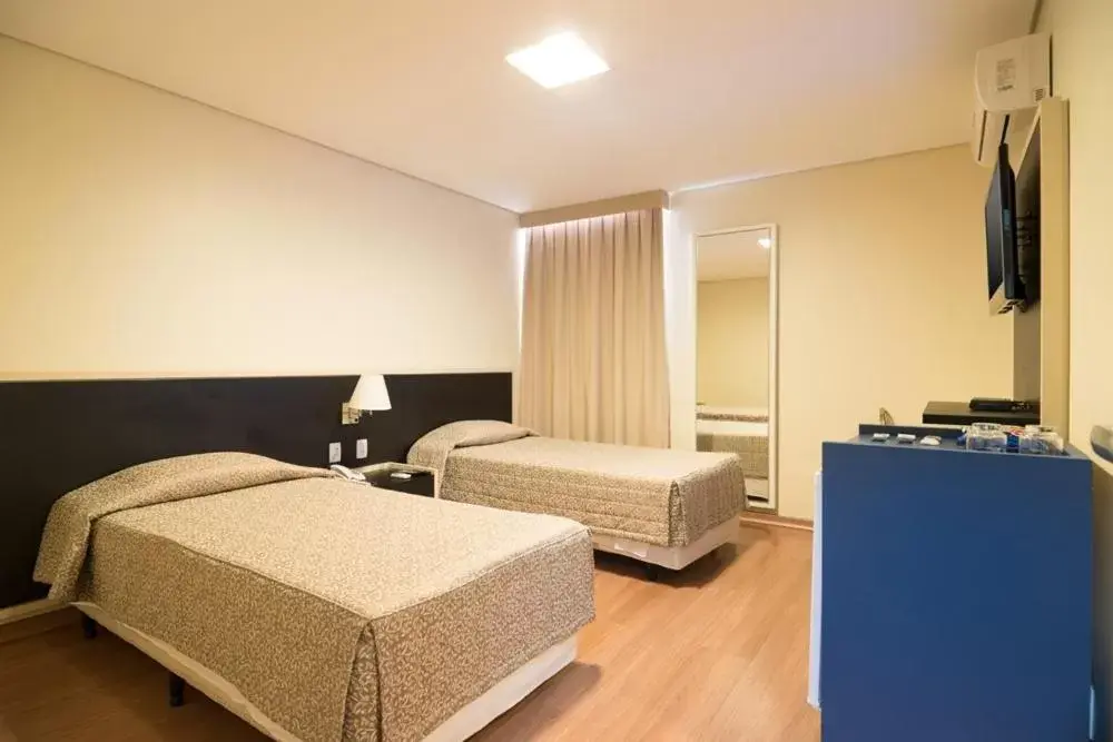 Photo of the whole room, Bed in Hotel Financial Photo of the whole room, Bed in Hotel Financial