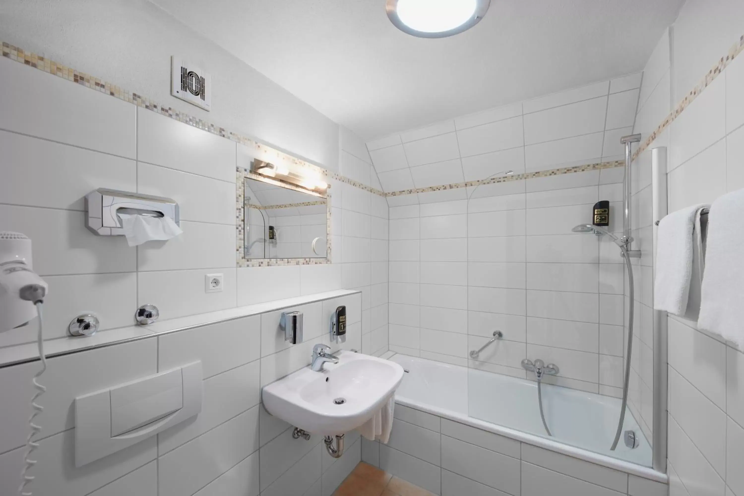 Bathroom in Hotel Stadt Tuttlingen