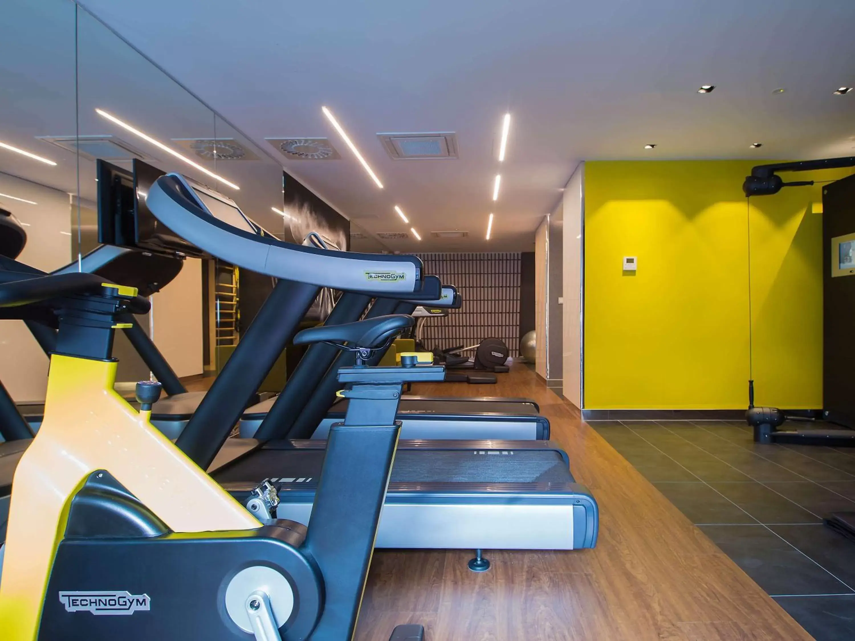 On site, Fitness Center/Facilities in Mercure Krakow Stare Miasto