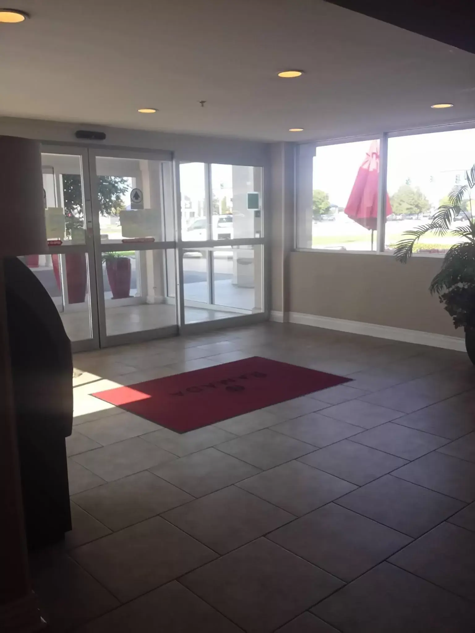 Lobby or reception in Ramada by Wyndham New Iberia Lobby or reception in Ramada by Wyndham New Iberia