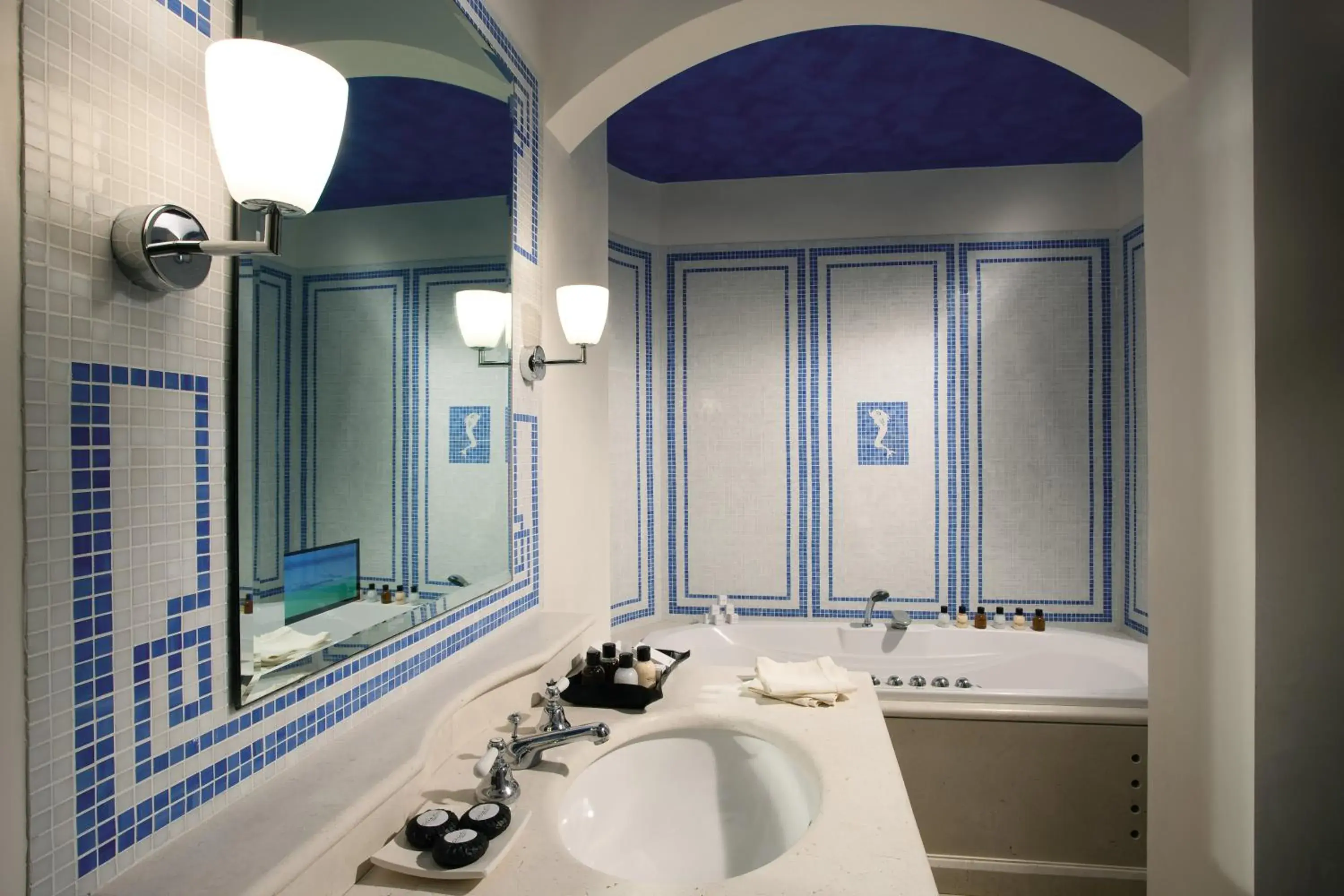 Bathroom in Grand Hotel Angiolieri