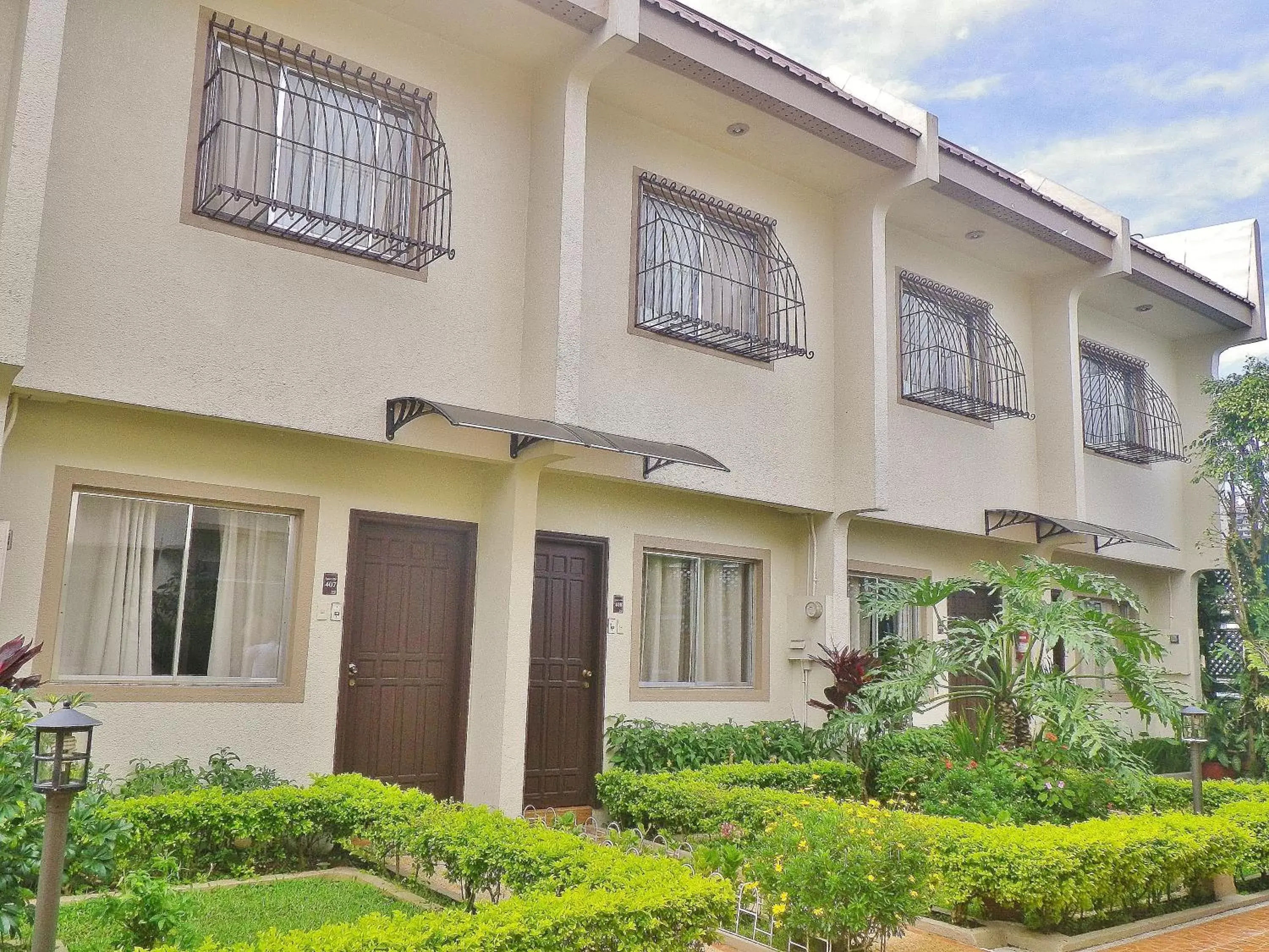 Facade/entrance in Baguio Holiday Villas