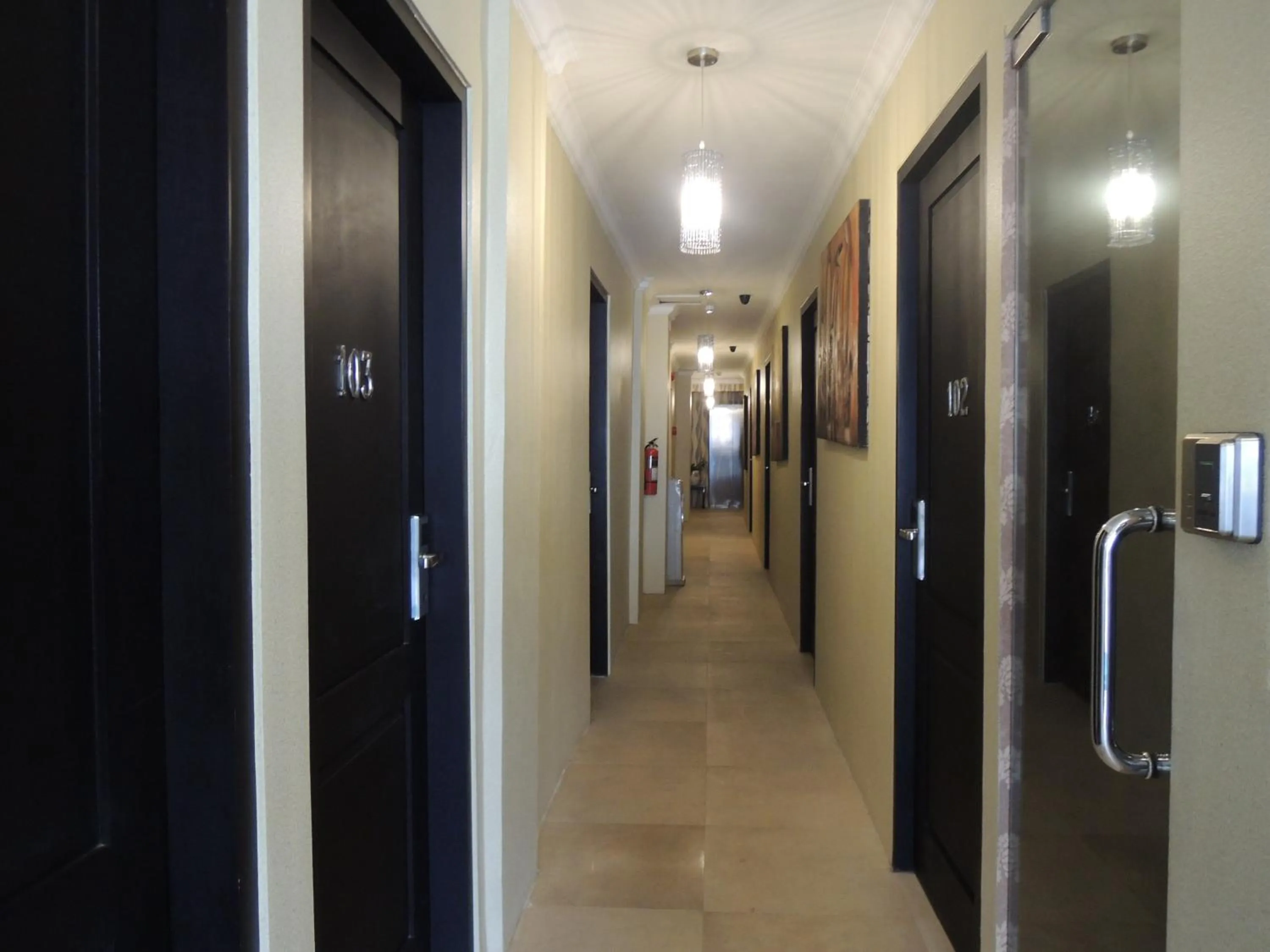 Decorative detail in Twins Hotel