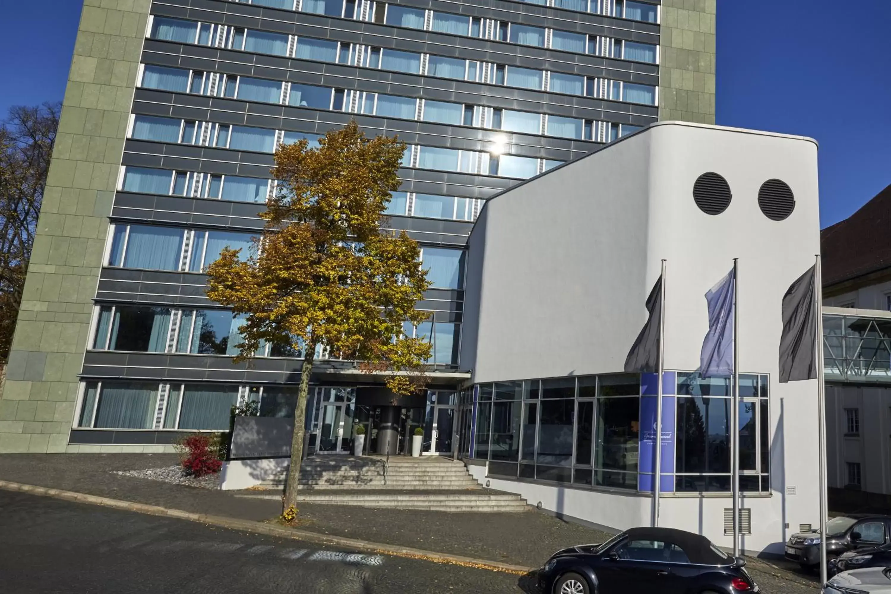 Facade/entrance in H4 Hotel Kassel