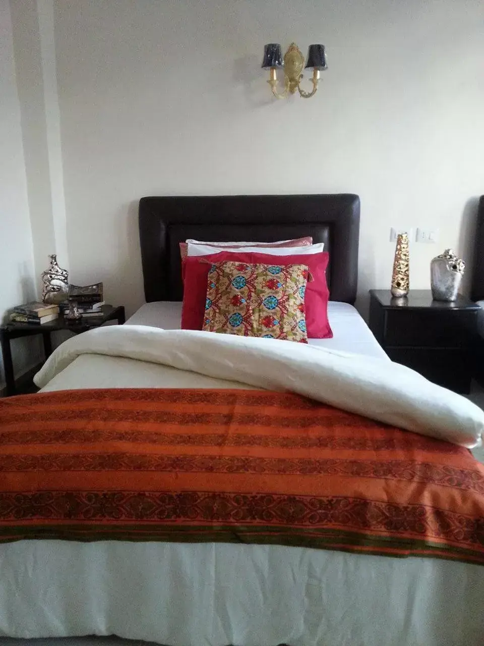 Bed in Zaman Ya Zaman Boutique Hotel