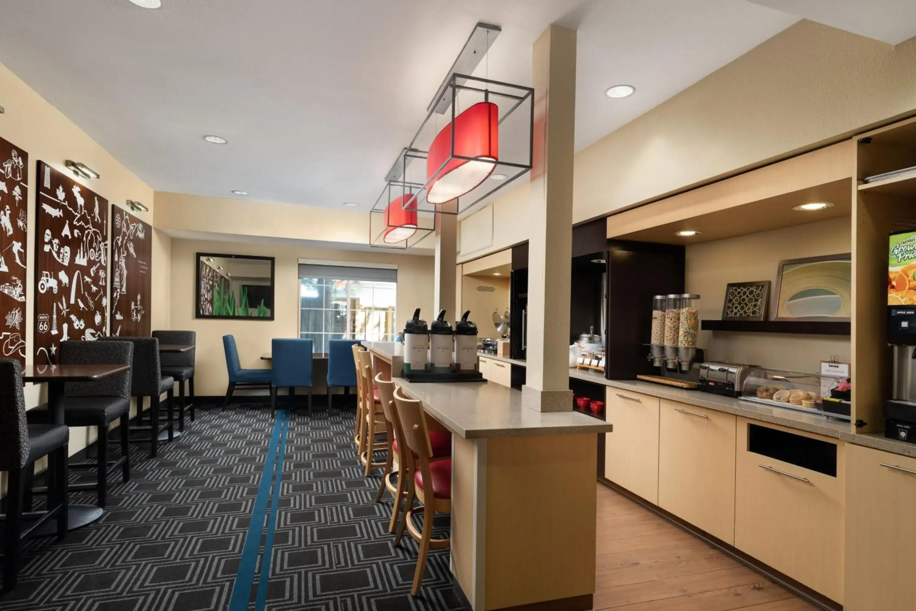 Breakfast, Restaurant/Places to Eat in TownePlace Suites by Marriott San Jose Cupertino