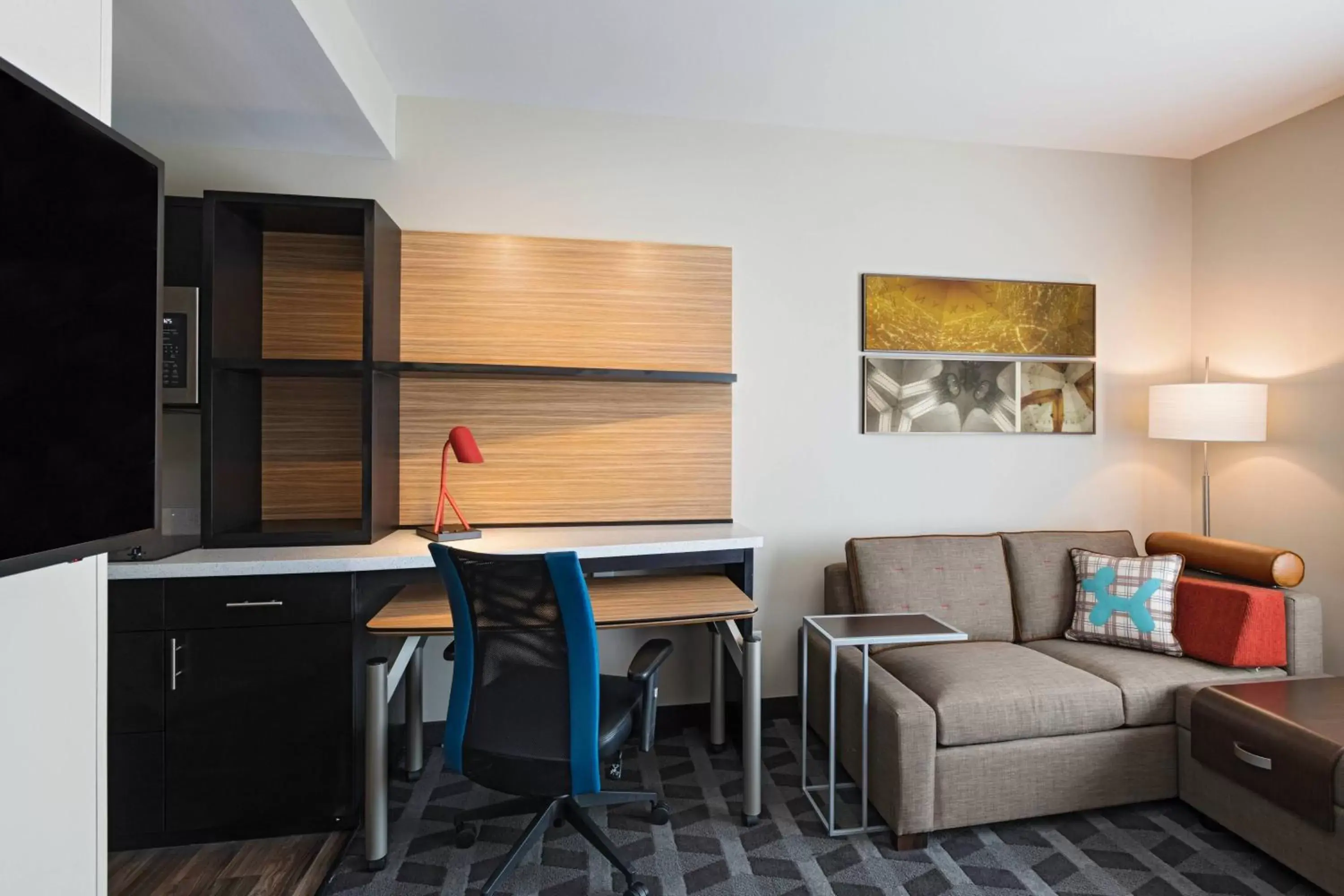 Bedroom, Dining Area in TownePlace Suites by Marriott Dallas DFW Airport North/Irving