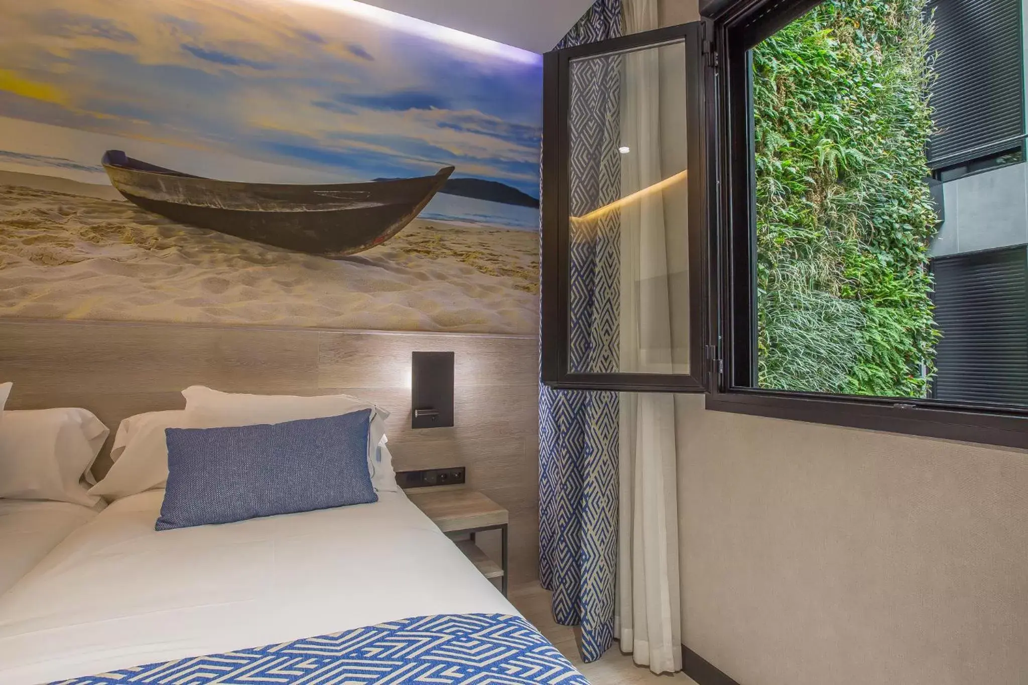 Twin Room with Garden View in Hotel Brö-Adults Recommended Twin Room with Garden View in Hotel Brö-Adults Recommended