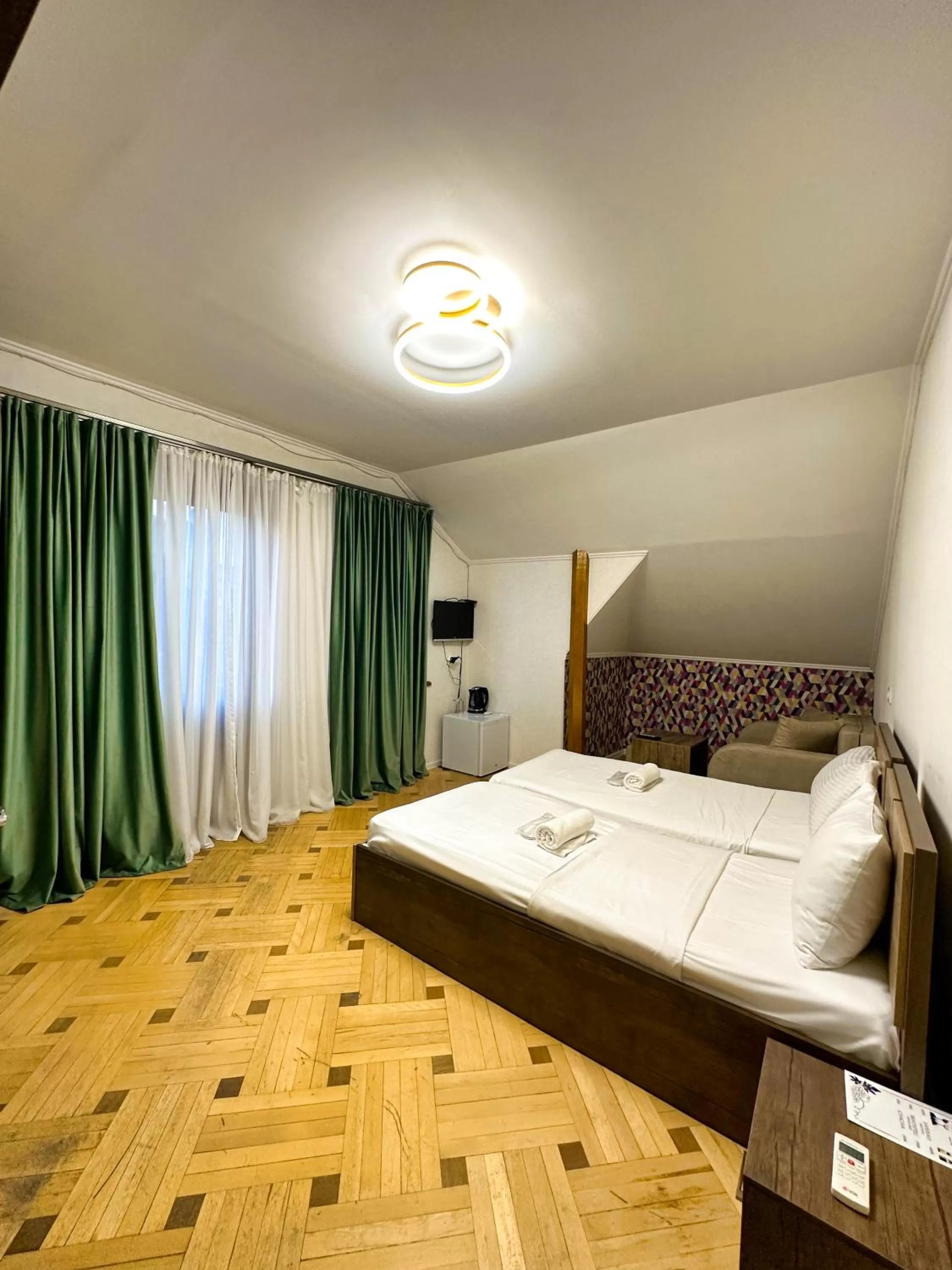 Bedroom, Bed in Metekhi View Hotel