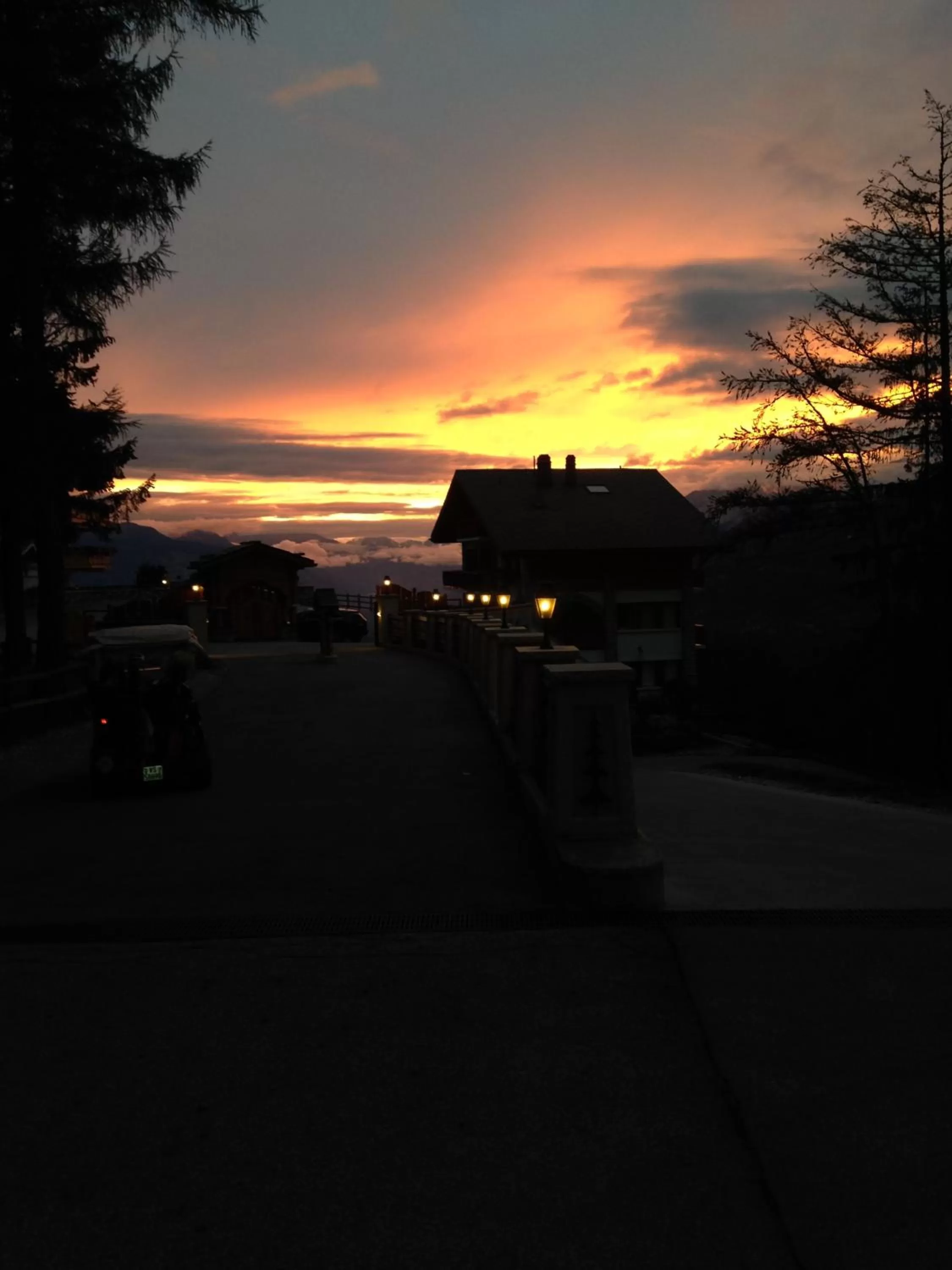 Sunset in Les Petits Mélèzes