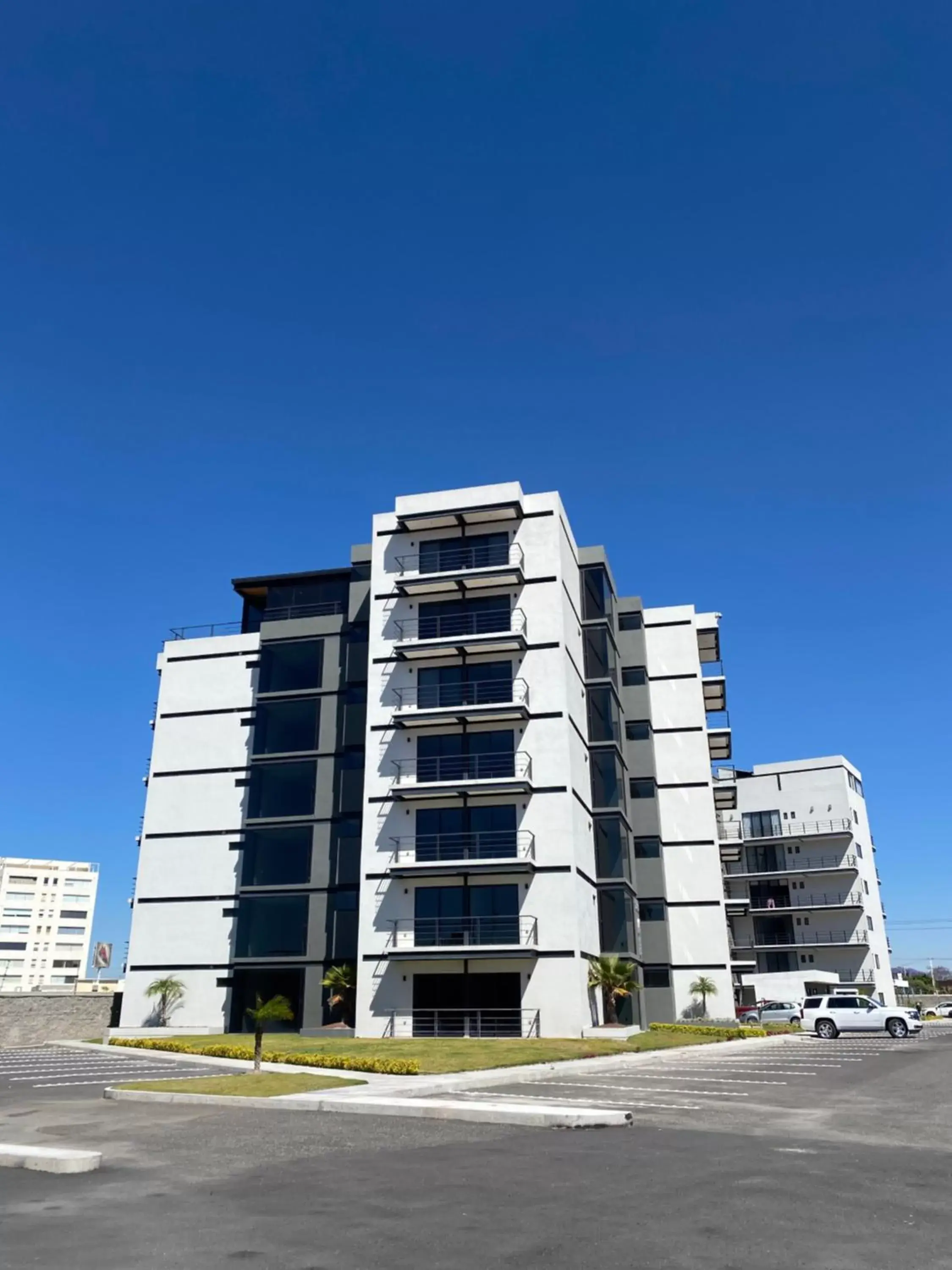 Property Building in Ventura Apartments