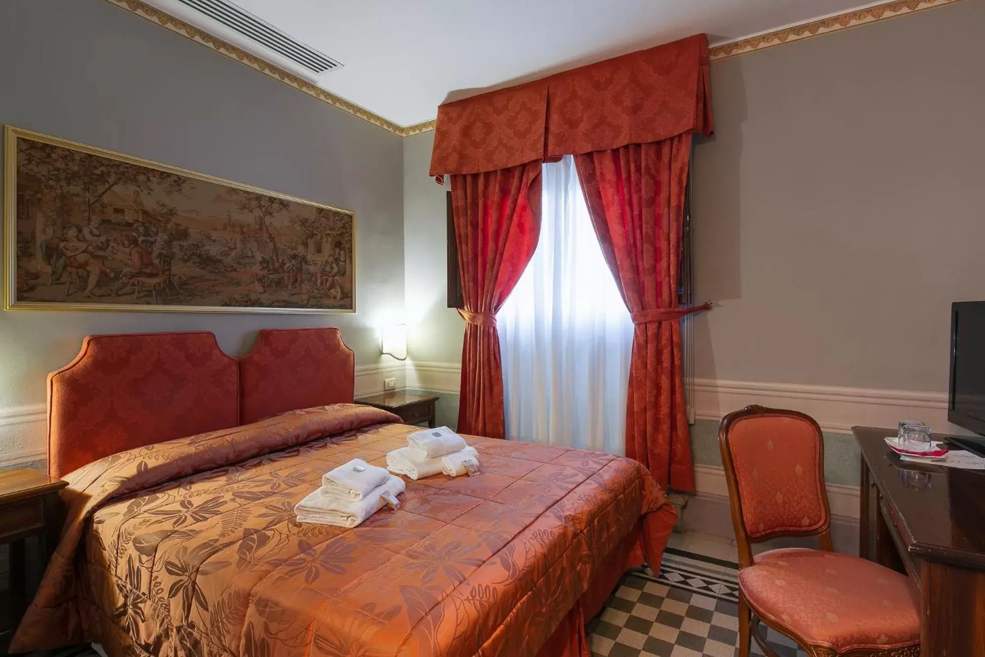 Bed in I Portici Hotel - Residenza D'Epoca