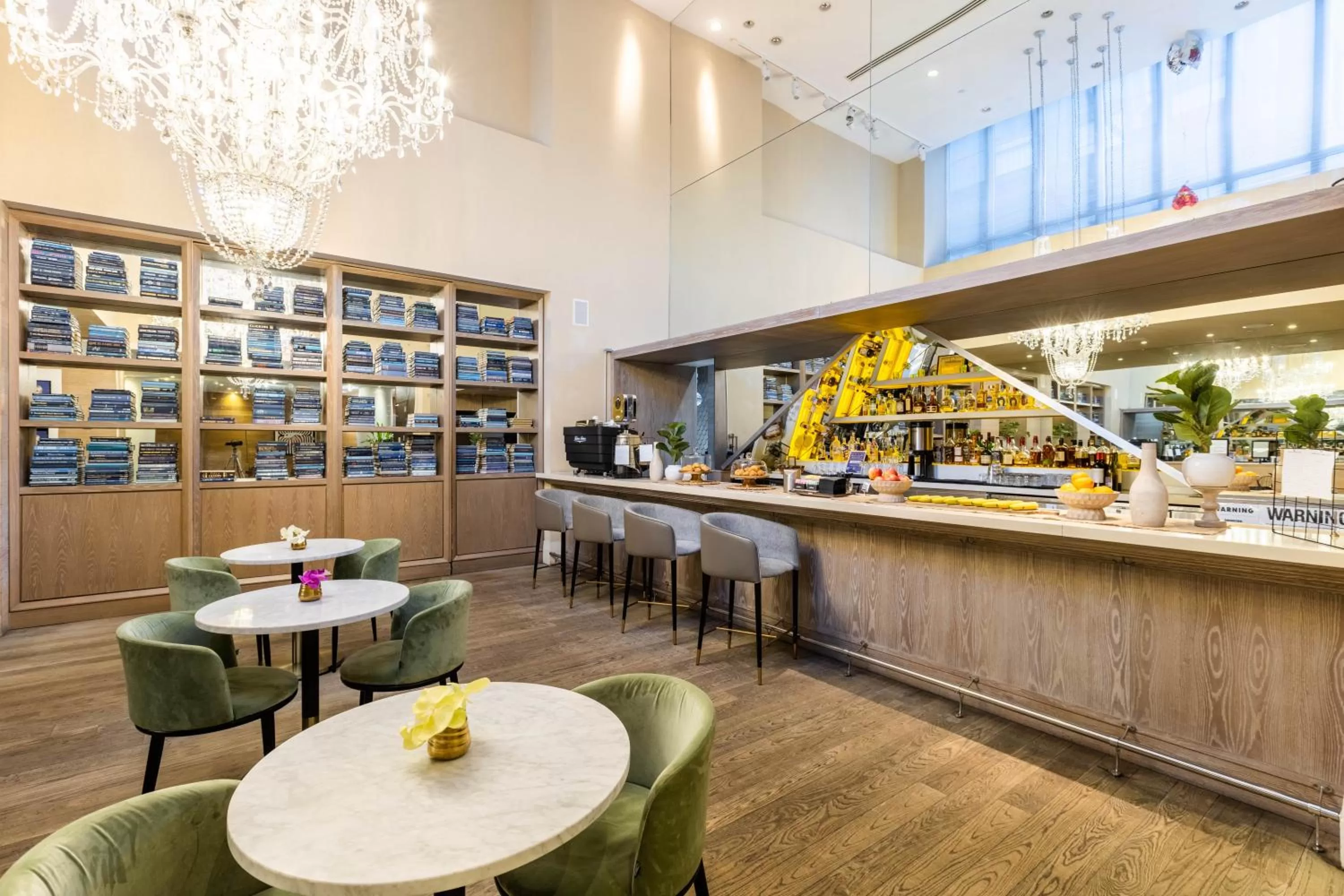 Restaurant/places to eat in NoMo SoHo