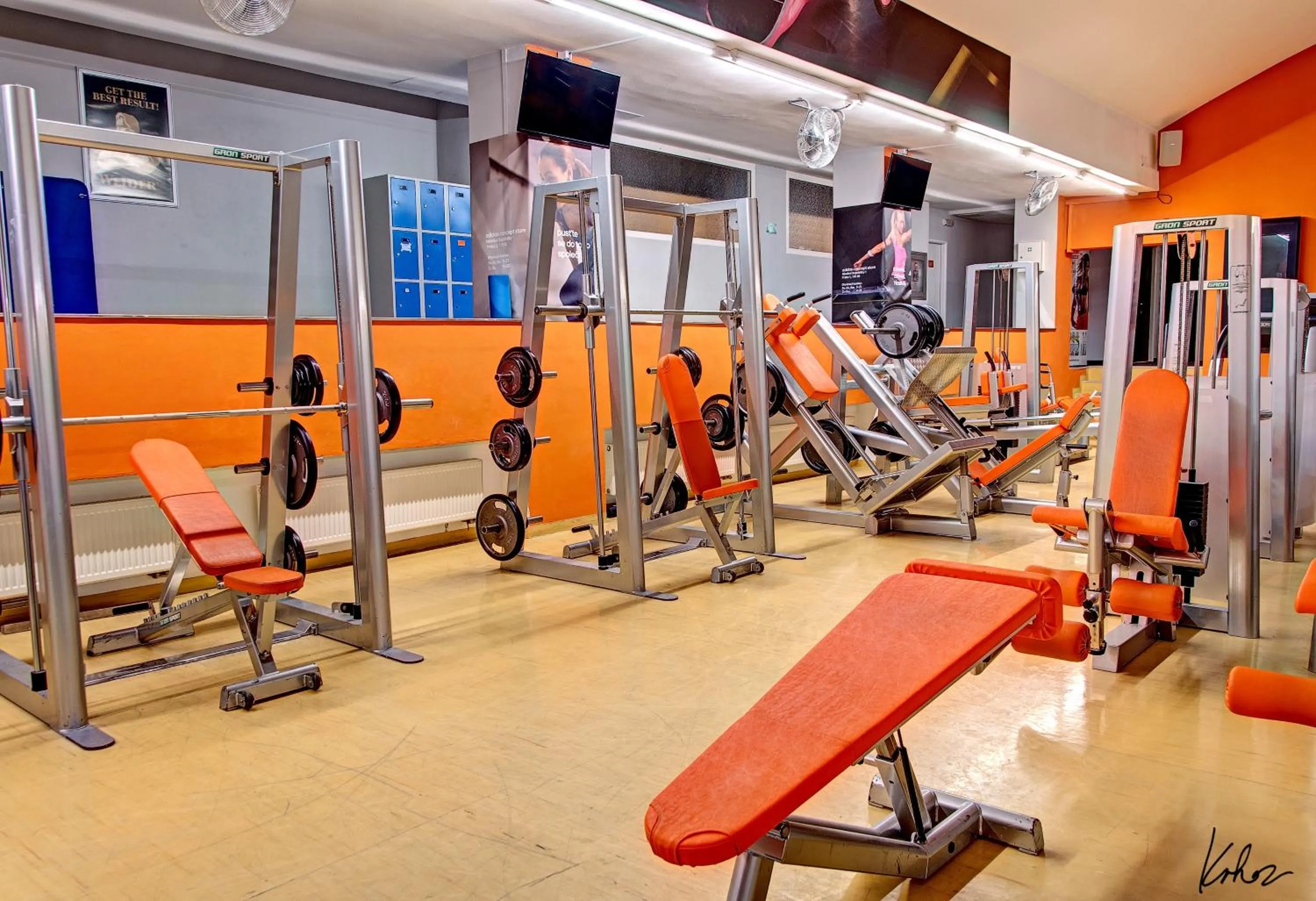 Fitness centre/facilities in AXA Hotel