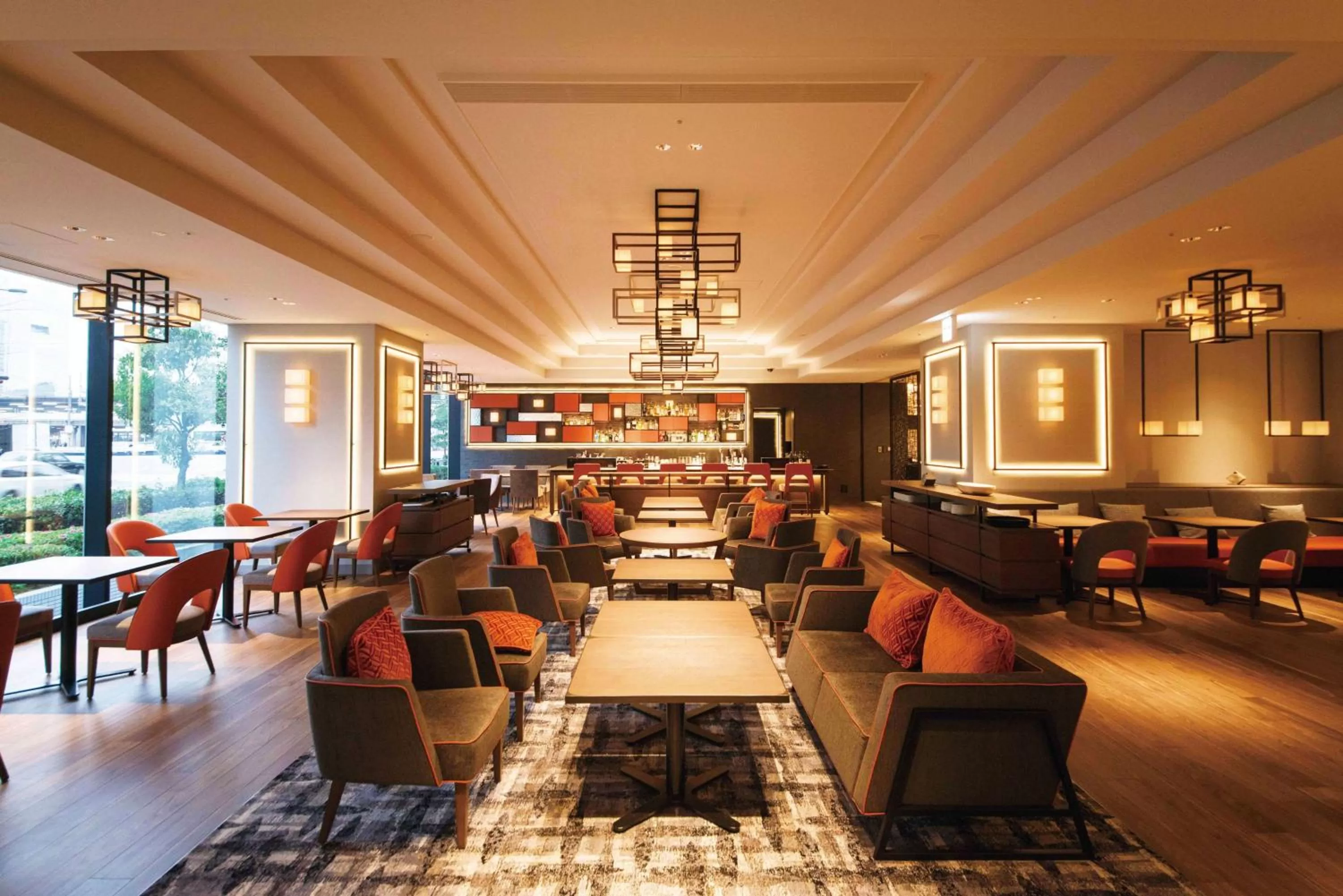 Lounge or bar in Hilton Osaka Hotel