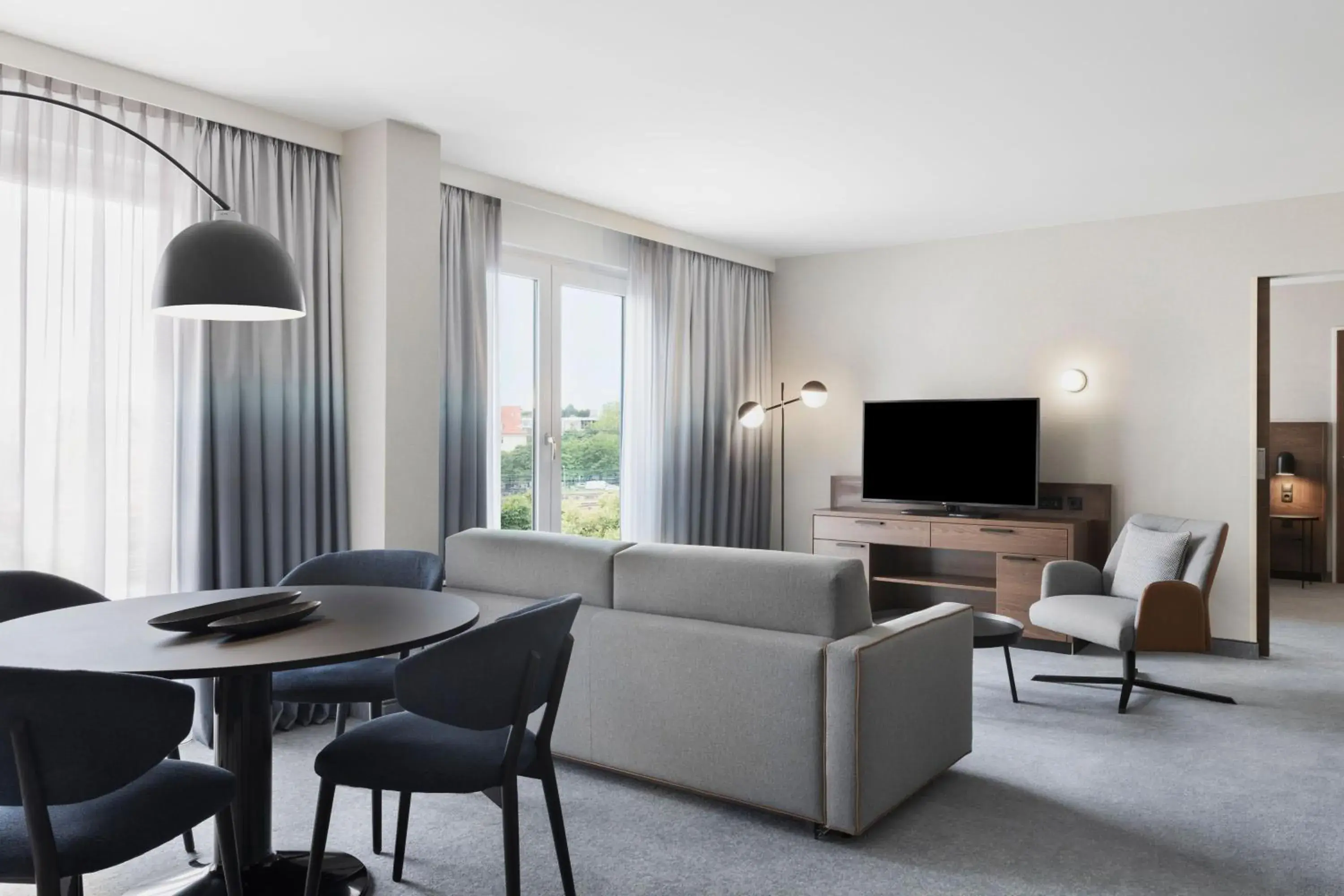 Living room, Seating Area in Courtyard by Marriott Munich City East