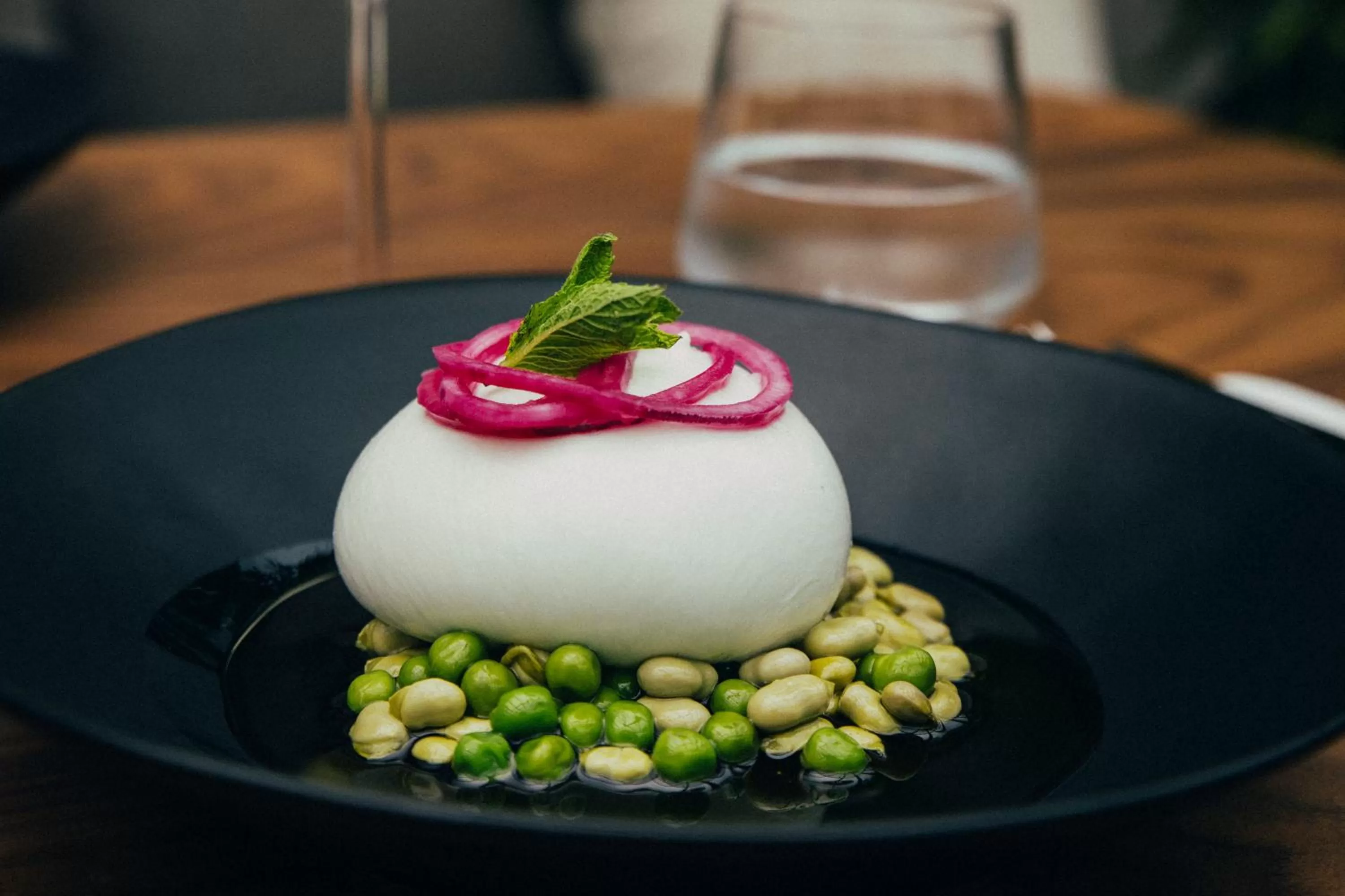 Restaurant/places to eat in ICON Embassy