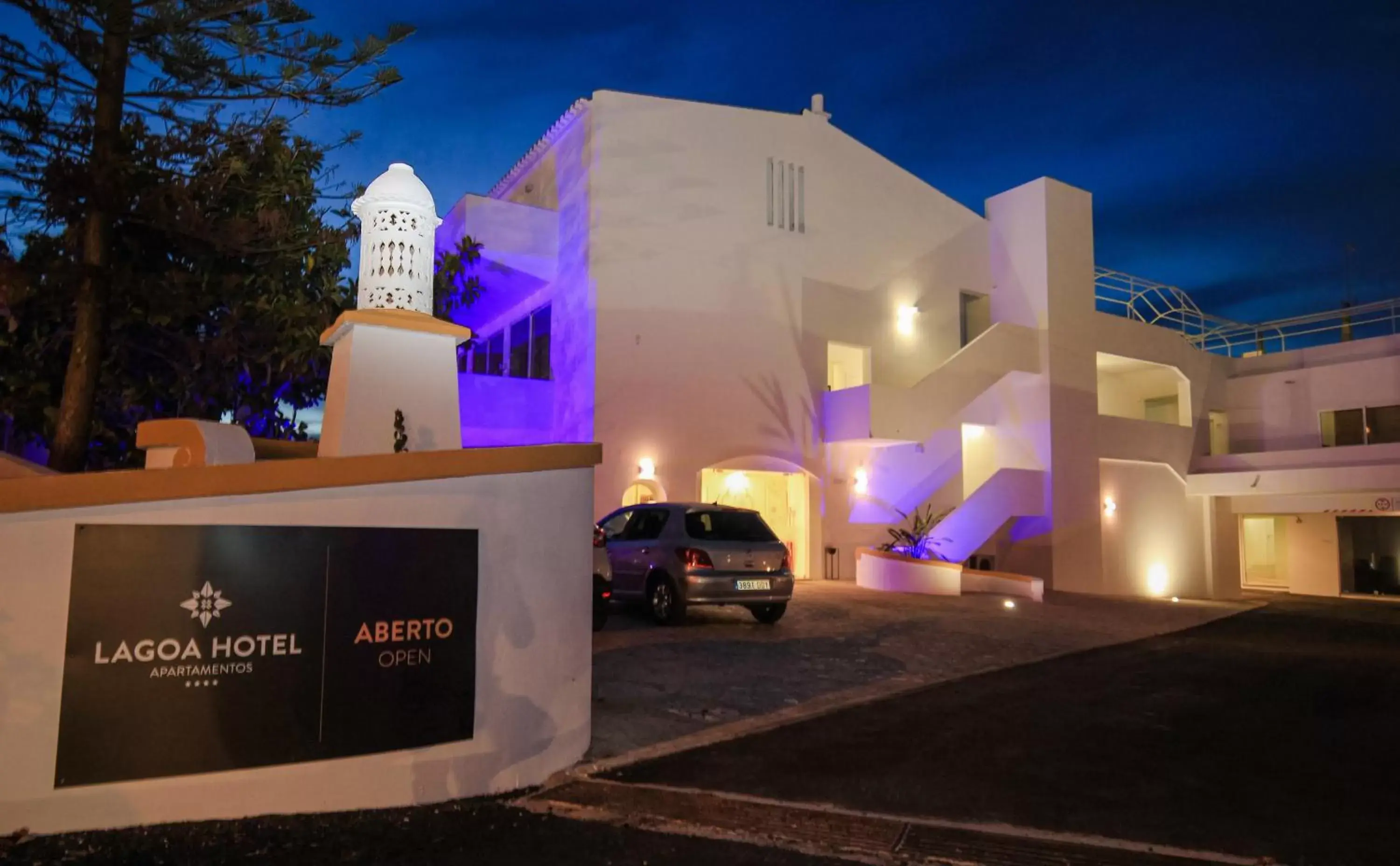 Facade/entrance, Property Building in Lagoa Hotel