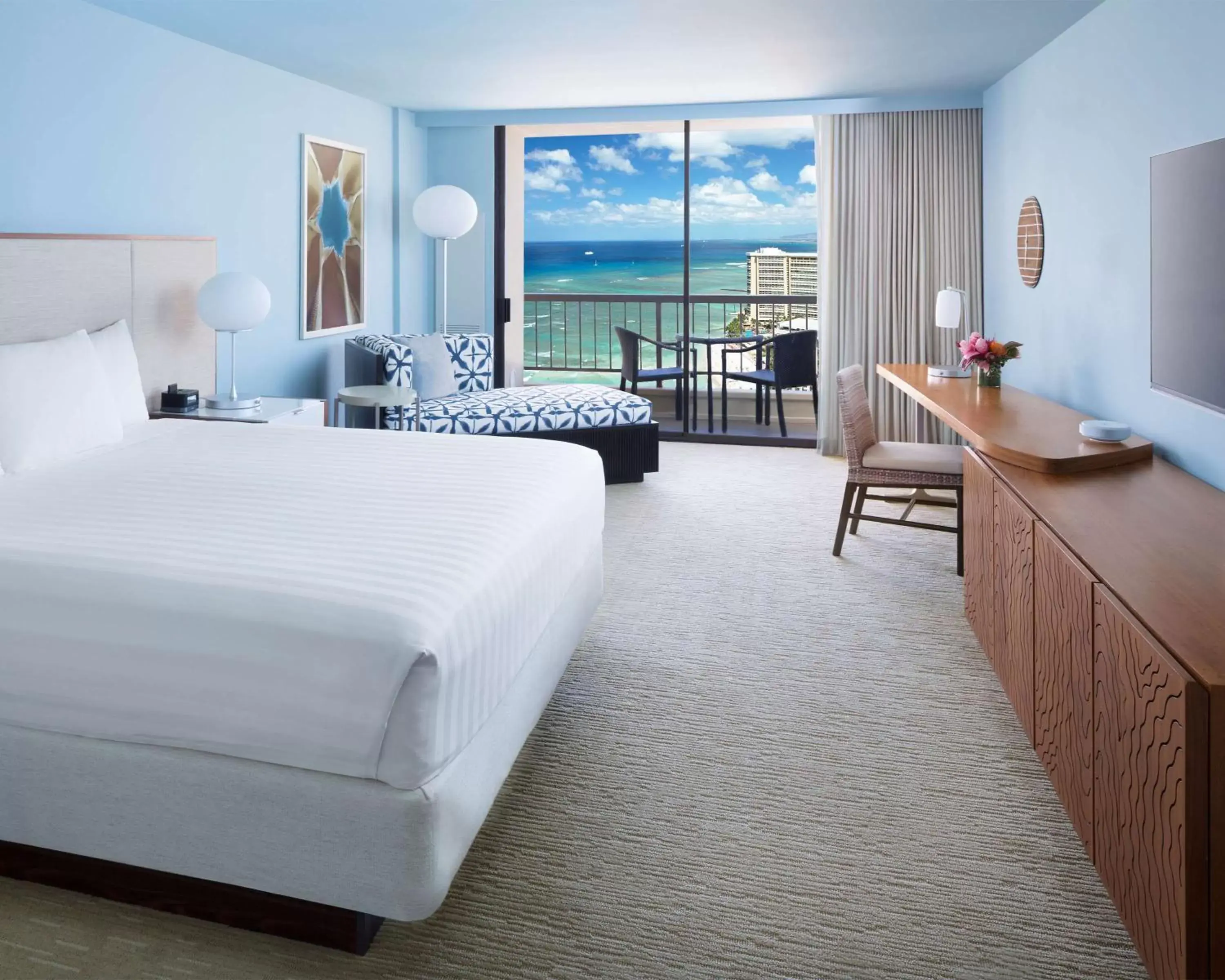 Bedroom in Hyatt Regency Waikiki Beach Resort & Spa