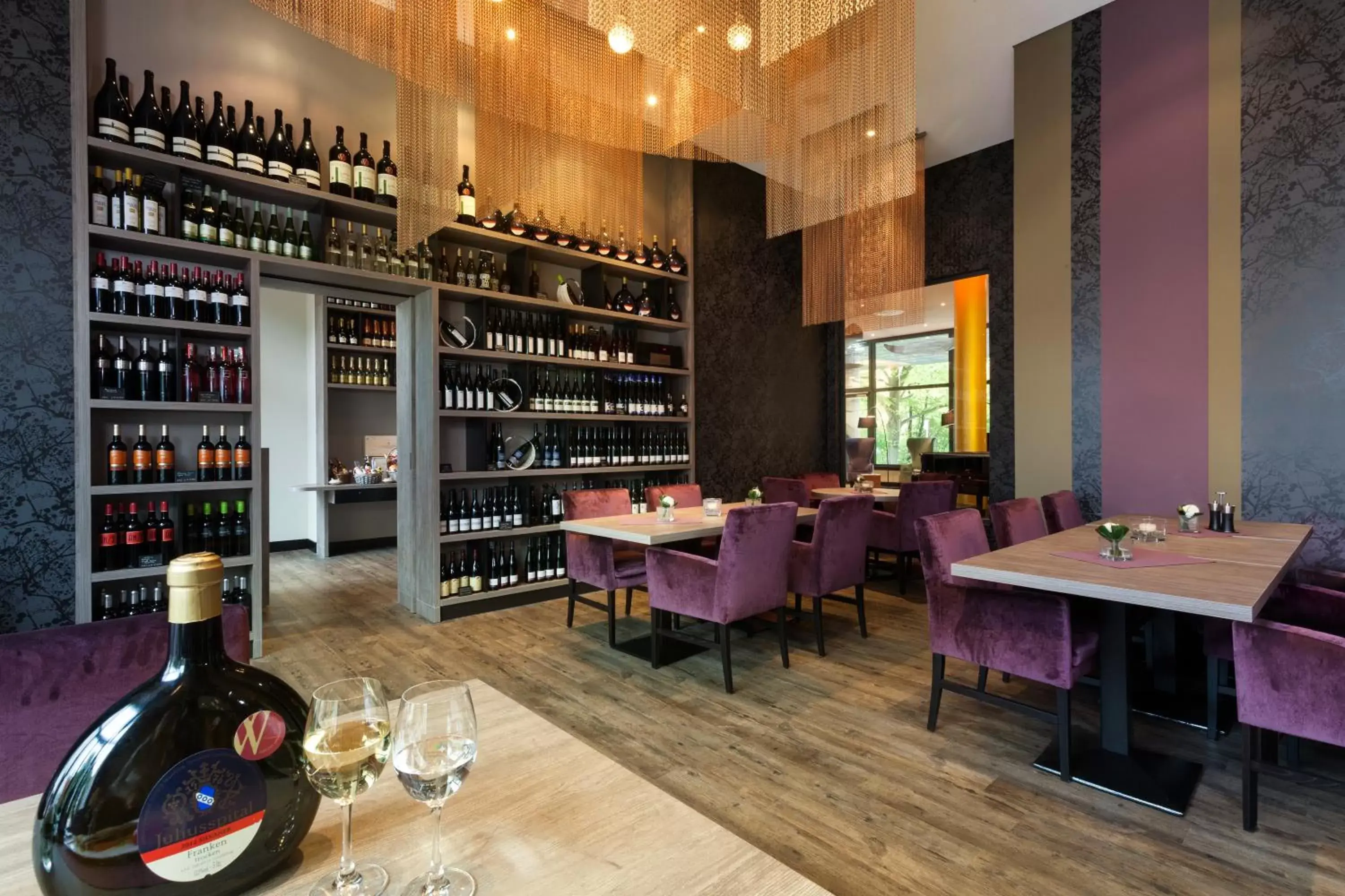 Lounge or bar, Restaurant/Places to Eat in Steigenberger Parkhotel Braunschweig