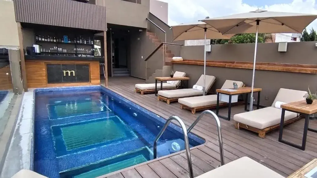 Swimming Pool in Hotel Madi