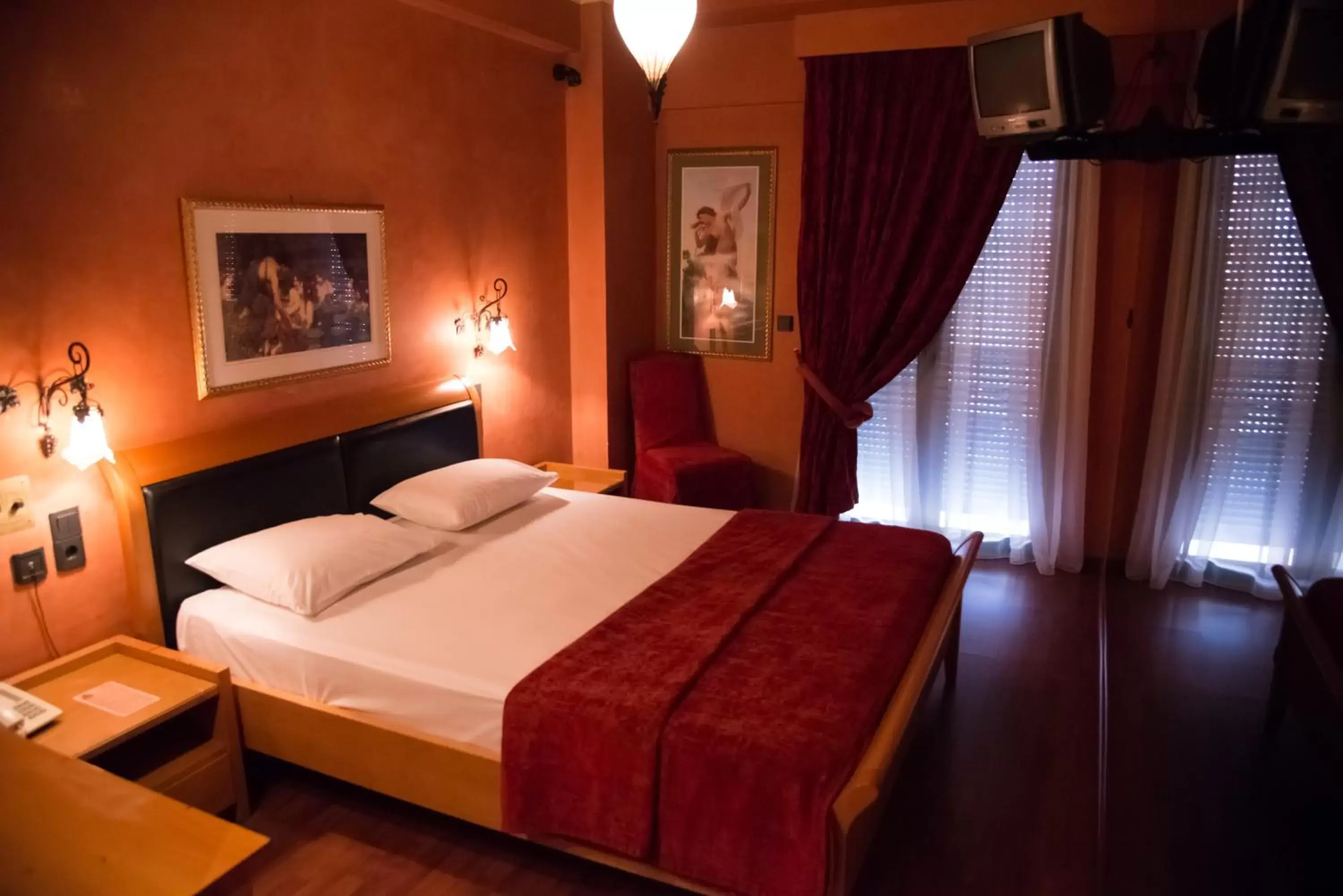 Bed in Alfa Hotel