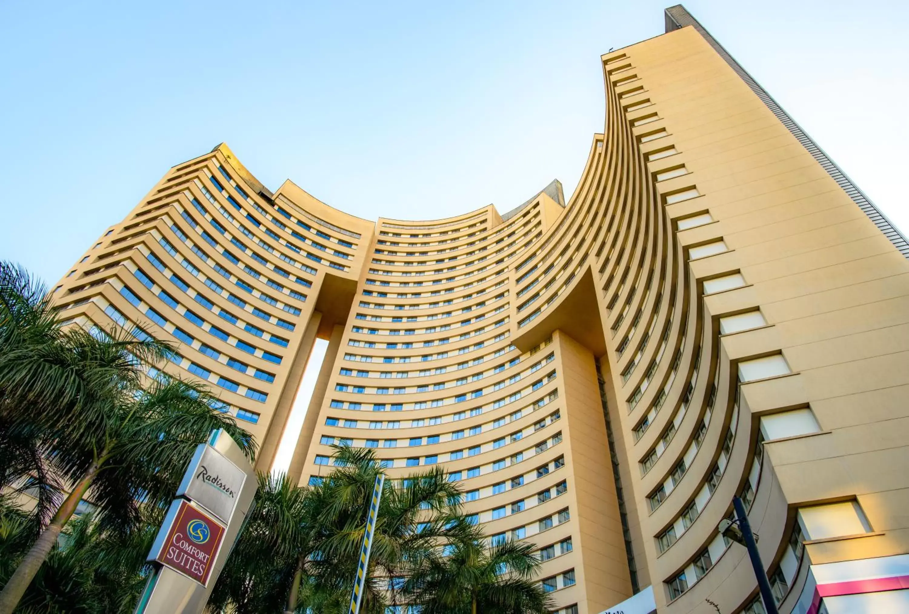 Facade/entrance, Property Building in Radisson Alphaville